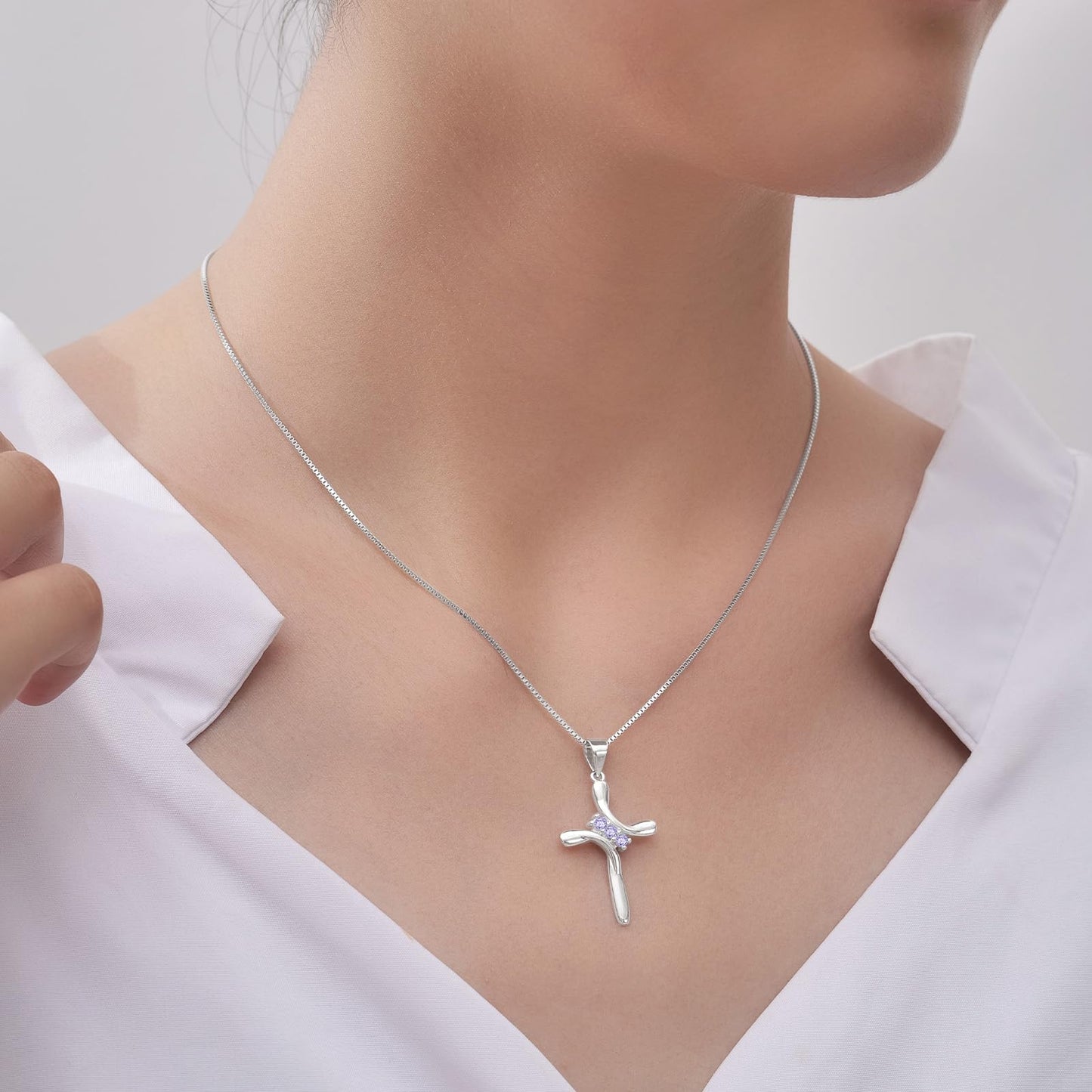EVERU S925 Sterling Silver Cross Necklace for Women Birthstone Necklace with Cubic Zirconia 18K Gold Plated Cross Pendant Jewelry Ideal Gift Light Purple Alexandrite June