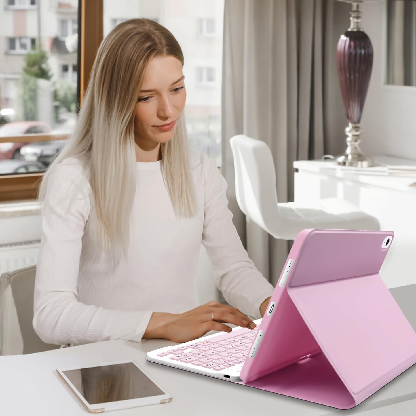 Case with Keyboard for iPad 11th Generation A16 11 inch 2025, UK layout Keyboard Case for ipad 10th Gen 2022, Slim Case with Detachable Bluetooth Keyboard and Pencil Holde for iPad 11/10 Gen, Pink