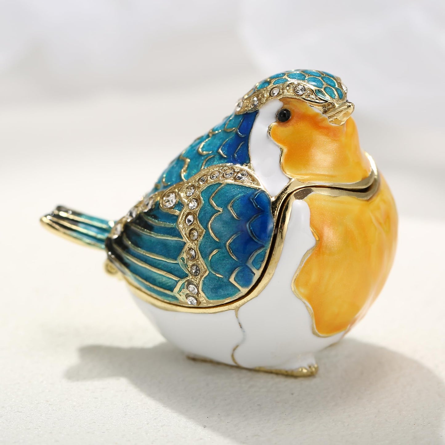 Vie jeune Hand Painted Enamel Robin Bird Trinket Box, Hinged Unique Mini Ring Necklace Jewelry Organizer, Classical Bejeweled Storage, Figurine Collectible Keepsake Home Decor (Robin Bird)