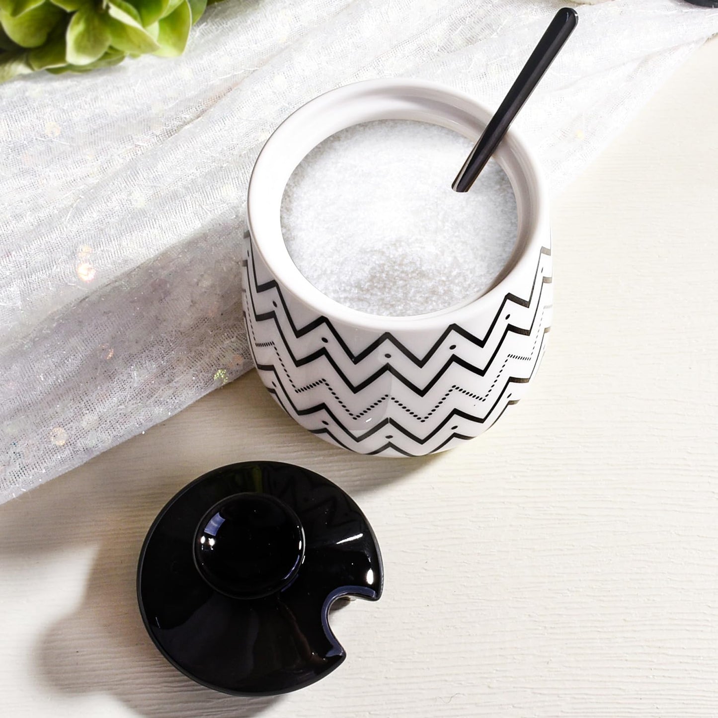 Cerficer Ceramic Sugar Bowl with Lid and Spoon, Decorative Sugar Jar for Coffee Bar, Modern Black Chevron Zigzag Pattern Salt Cellar, Chic Kitchen Storage or Decor