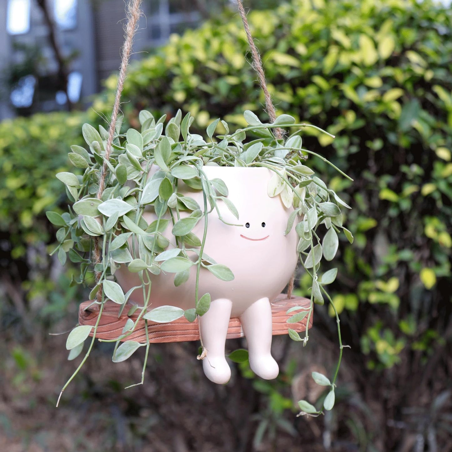 Swing Smily Face Planter Pot Cute Hanging Flower Head Planters for Indoor Outdoor Resin Face Planter Plus Size Succulents Plants Pots for Christmas Mother's Day Planters Gift Ideas