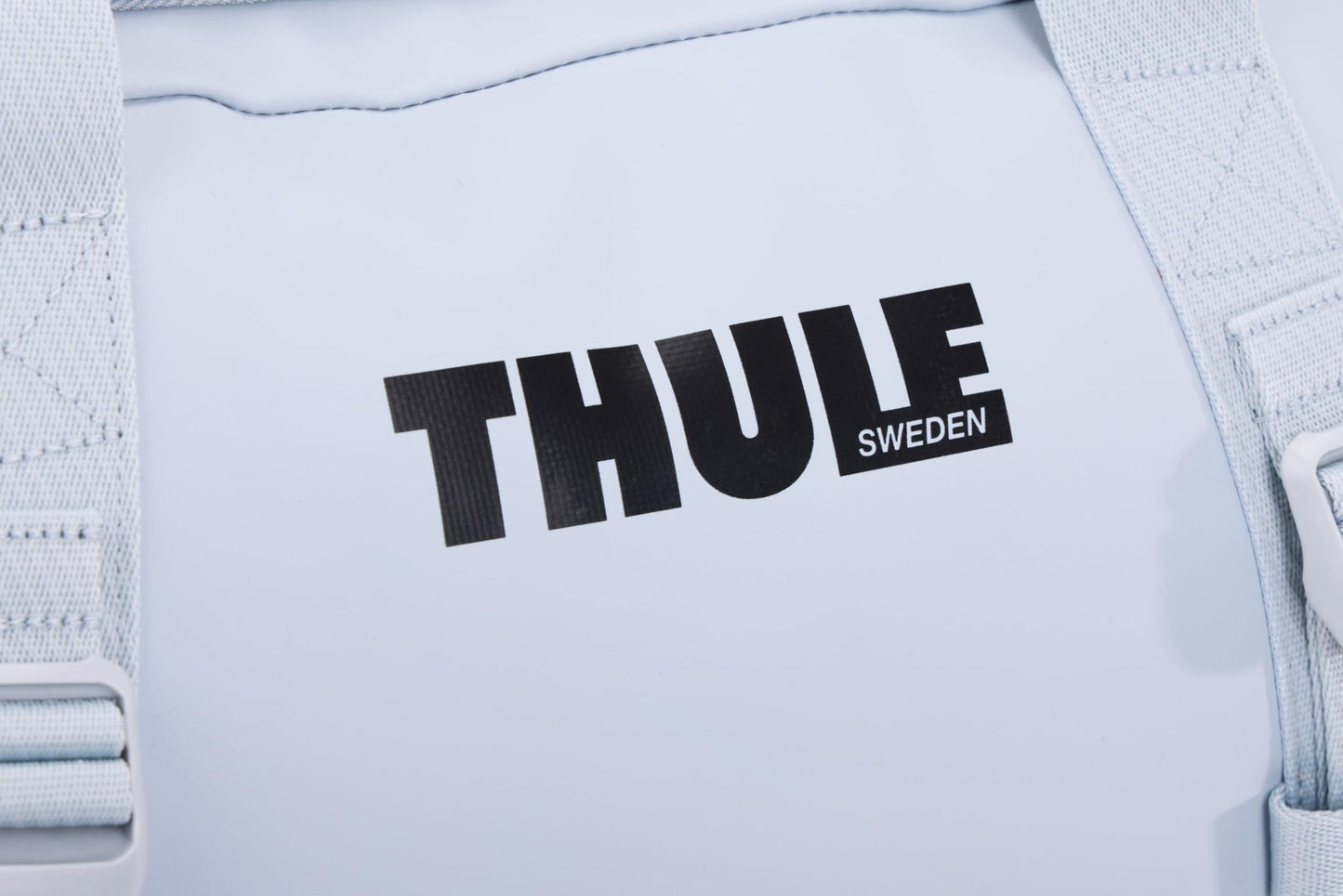 Thule Chasm 30L Duffel Bag, Weather-Resistant Materials, Easy Packing, Converts to Backpack, Internal Pockets, Travel-Ready