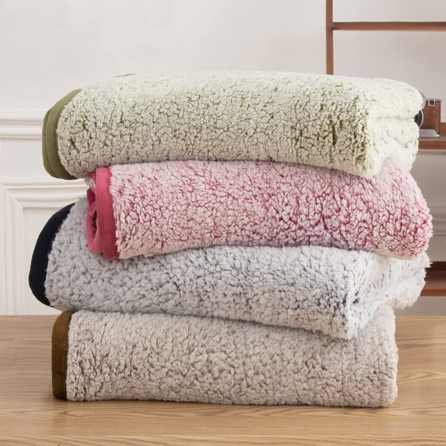 EMME Soft Sherpa Fleece Blanket Reversible Plush Fluffy Large Blanket, Light Weight Warm Decorative Boho Blanket Cover for Sofa, Couch, Bedroom,Travel(Plush Navy,108"x90")