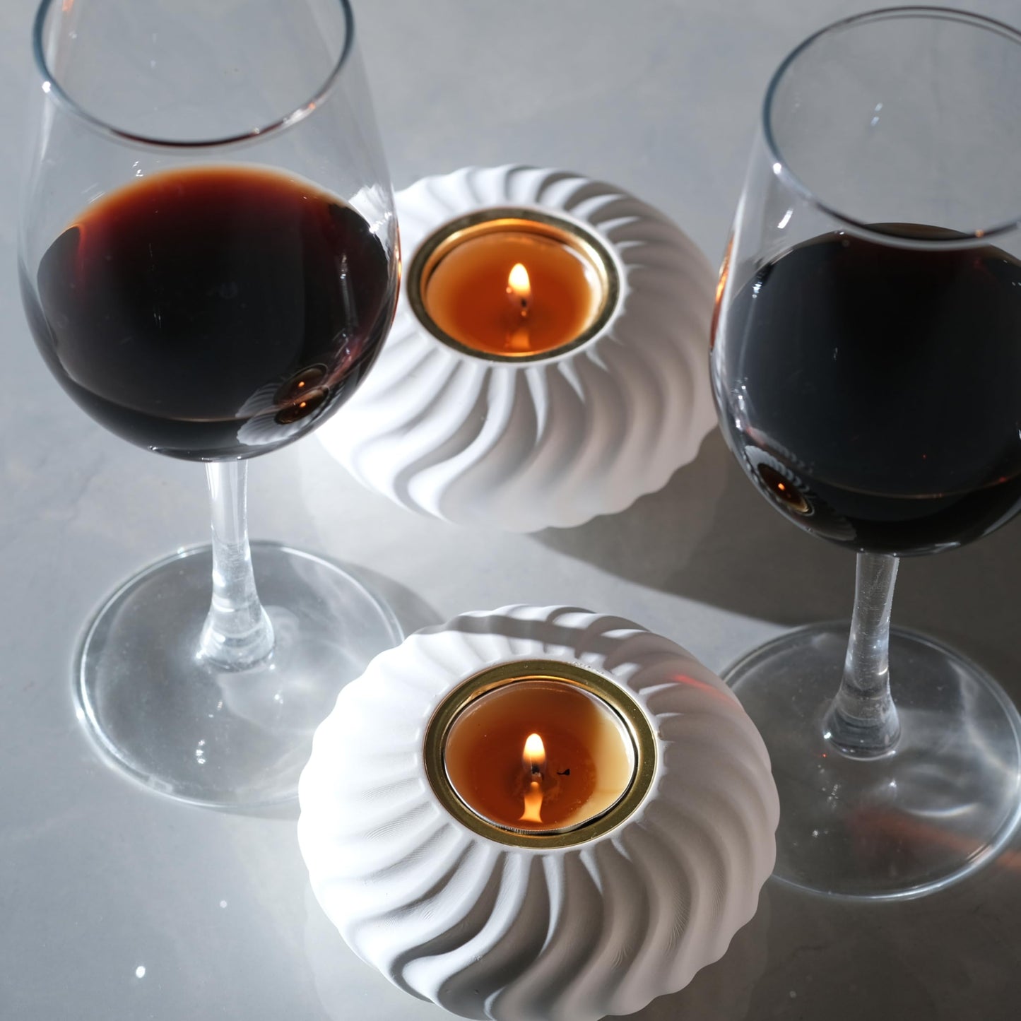 ICNBUYS Twizzle Twist Tealight Holder, Decorative Tealight Holder for Table Display, Unique Home Décor Aesthetic, Housewarming Gift, Spiral Sculpture Tealight Candle Stand Height 1.6 inches Cement