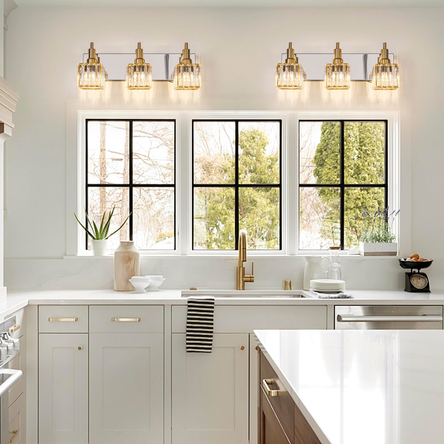 HUOKU Crystal Bathroom Vanity Light Gold Chrome 3-Light Modern Bathroom Lighting Fixtures Over Mirror Square Wall Sconce