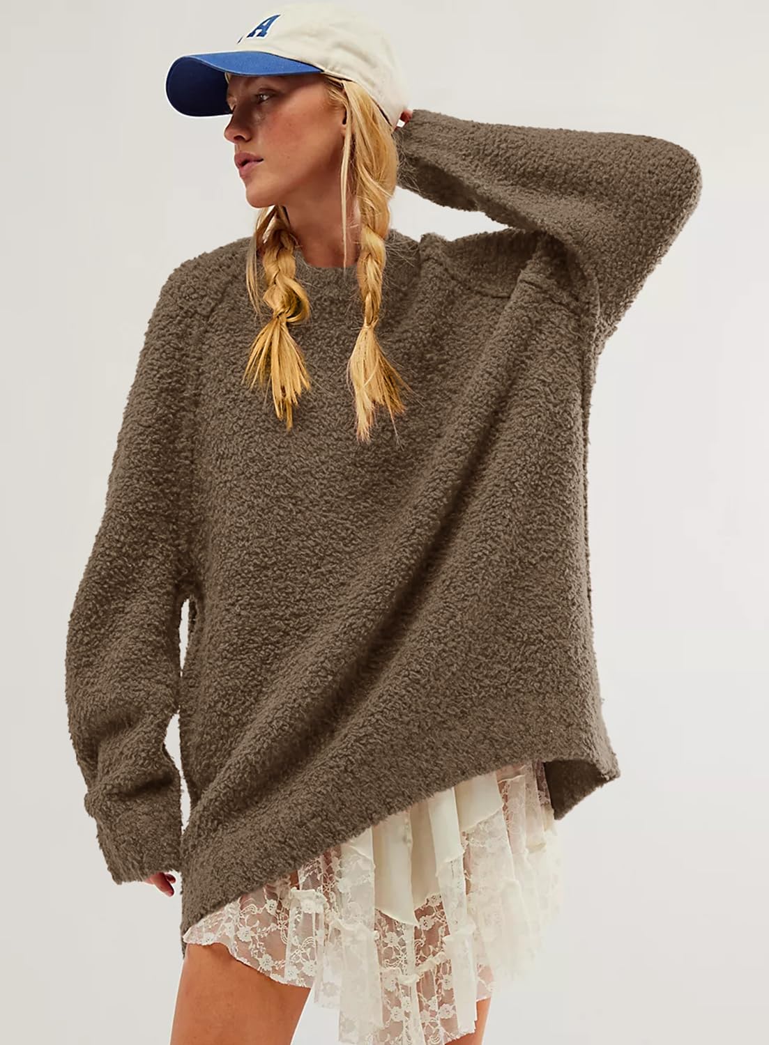 Beaully Women's Oversized Long Sleeve Crewneck Fuzzy Knit Warm Sweaters 2025 Fall Pullover Sweater Tops