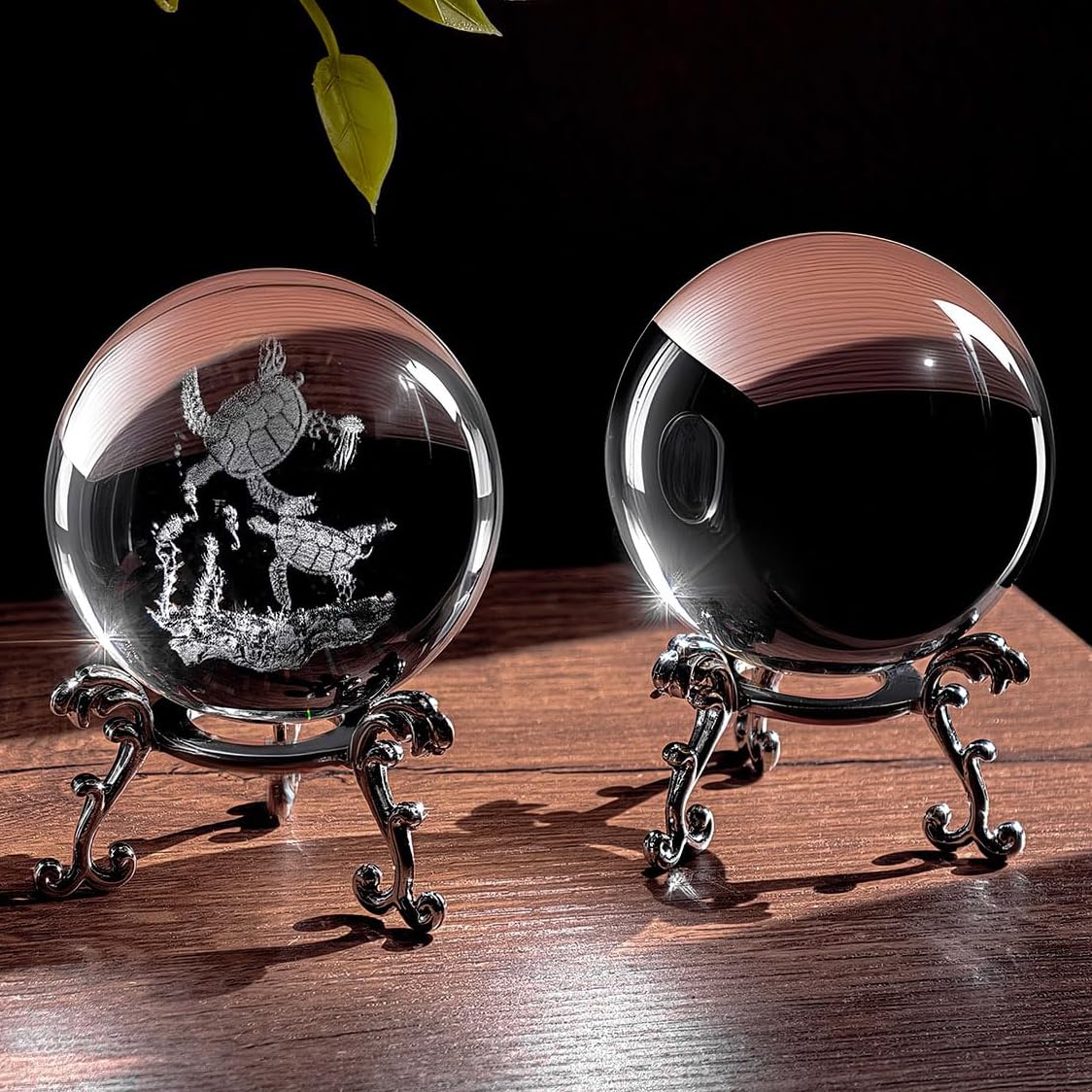 vskikris 2 Crystal Balls with Silver Stands - 3D Laser Engraved Sea Turtle & Clear Crystal Sphere Set, Decorative Paperweights, Home & Party Decor, Photography Props, Gifts for Women & Nature Lovers