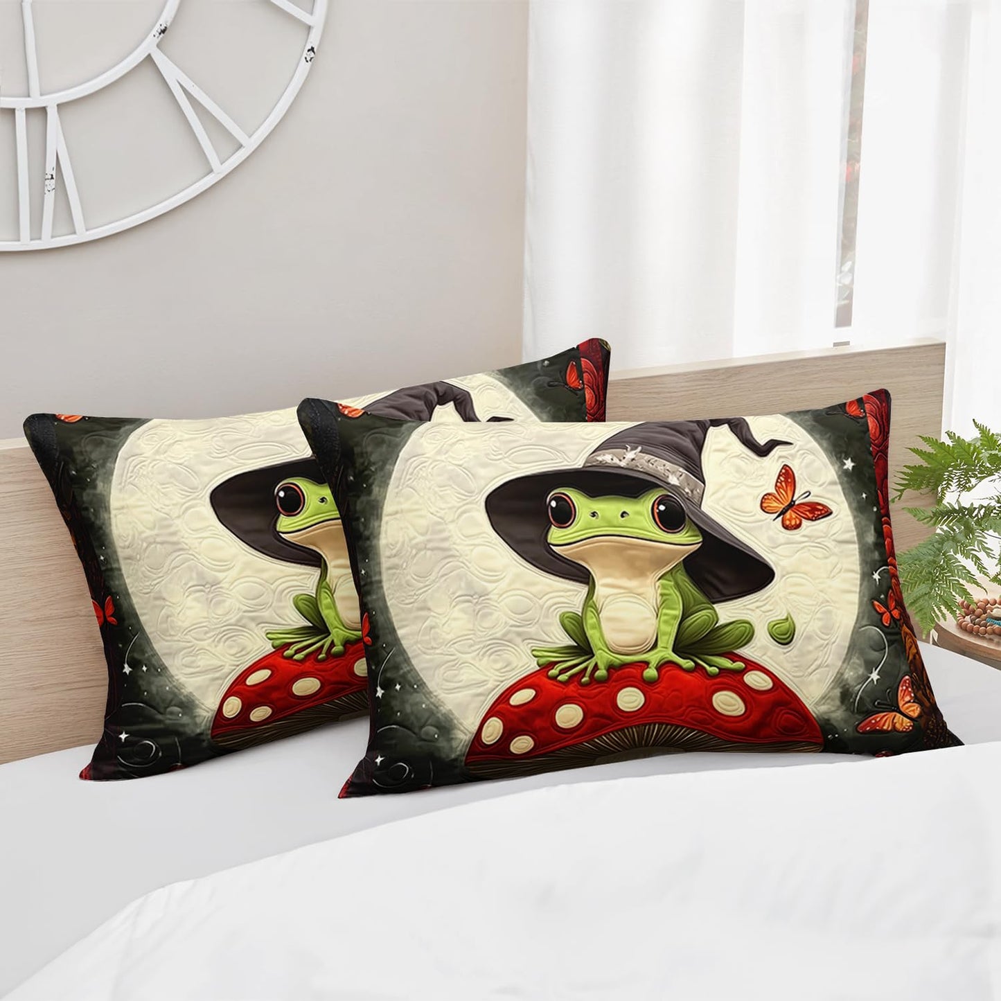 HOSIMA Frog Twin Fitted Sheet,Frog Wearing Witch Hat Sitting on Mushroom,Butterfly Pattern Aesthetic Cute Bedding for Kids Boys Girls Halloween Room Decor,1 Fitted Sheet+2 Pillowcases.