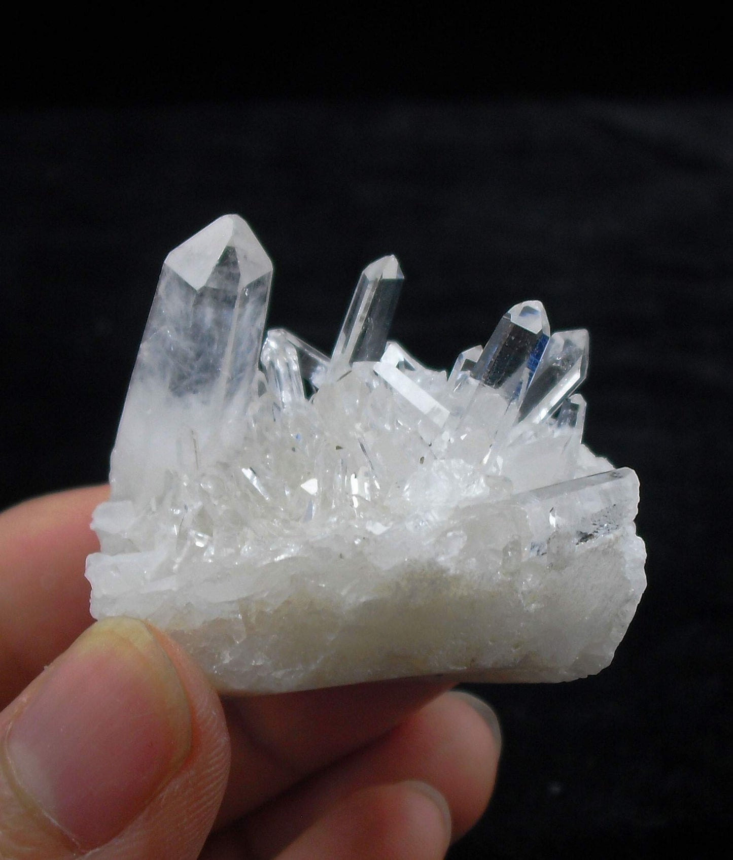 Healing Crystal Stone Natural Clear Quartz Cluster Point Druzy Chakra Reiki Specimen Mineral Collection Decor Gift (Clear 2-3 OZ. 55g - 85g)