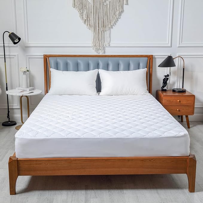 Quilted Queen Size Waterproof Mattress Protector Pad