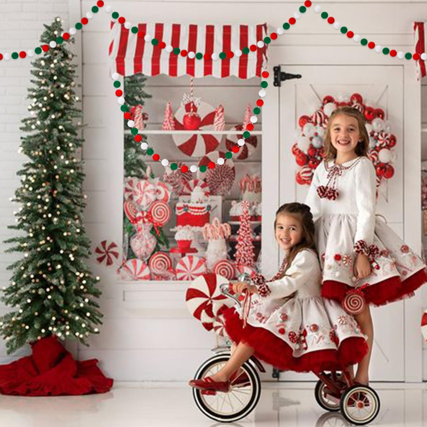 GCQQ Christmas Garlands 1.2" Large Pom Pom Garland Boho Decor 16.4FT Red Green White 60 Felt Ball Garlands for Mantle Christmas Tree Party Decor(1.2"/3cm)