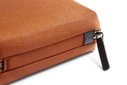 Bellroy Tech Kit Compact (Tech Accessories Organizer, Zipper Pouch) - Bronze