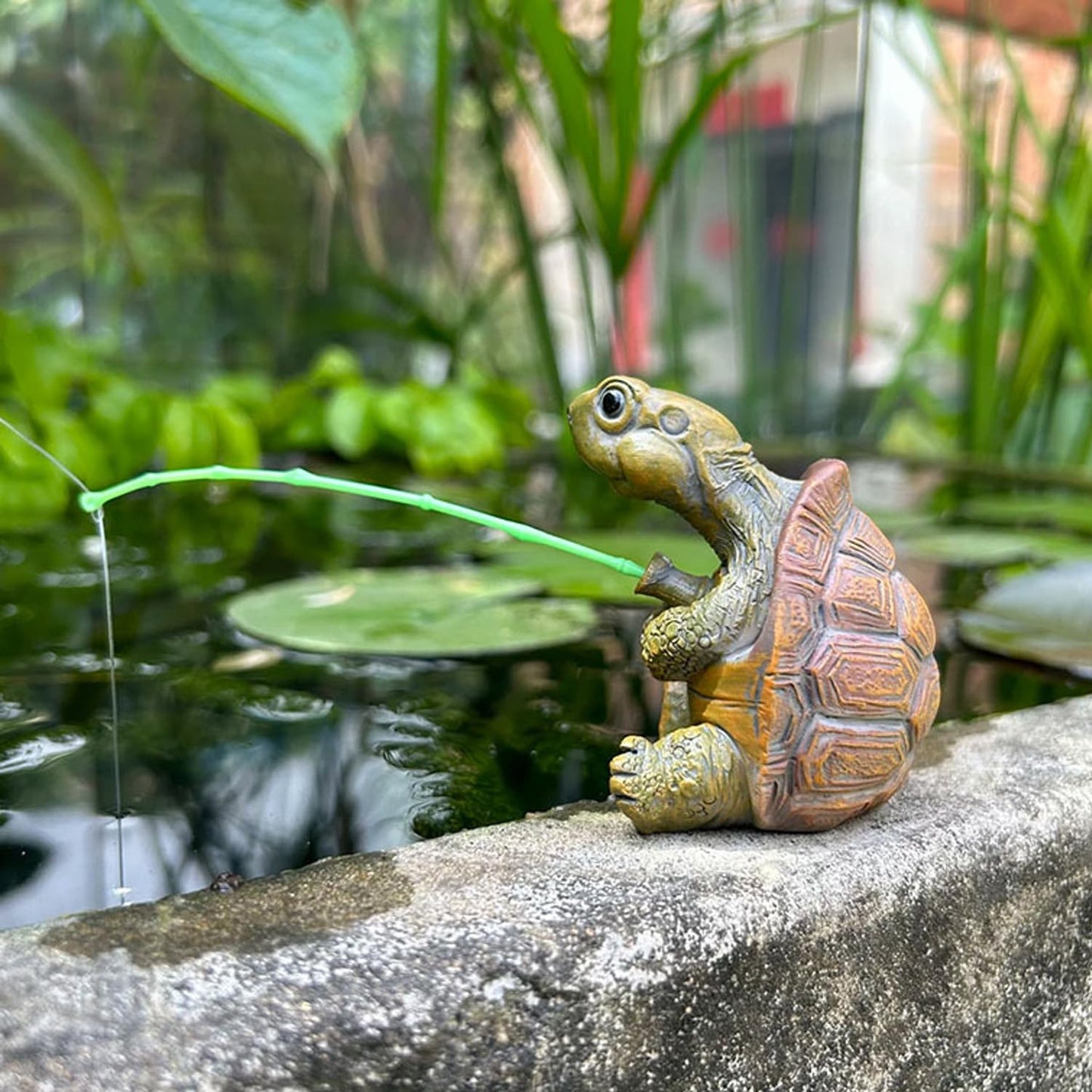 SXSZZXL Fishing Turtle Figurine 2.4 Inch Cute Tortoise Resin Sculpture Handmade Crafts Tabletop Decor for Outdoor Patio Pool Decoration (Green)