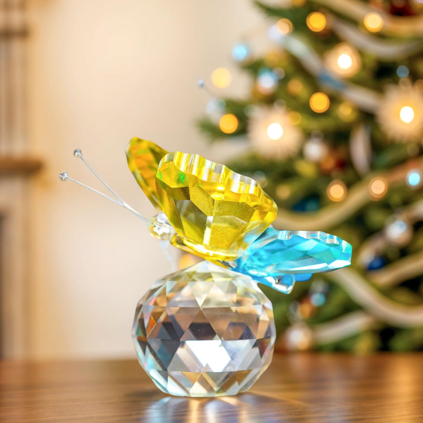 H&D HYALINE & DORA Crystal Butterfly Figurines Gifts for Women, Flying Butterfly Collectible Figurines Paperweights for Tabletop Home Decor (Yellow & Cyan-Blue)
