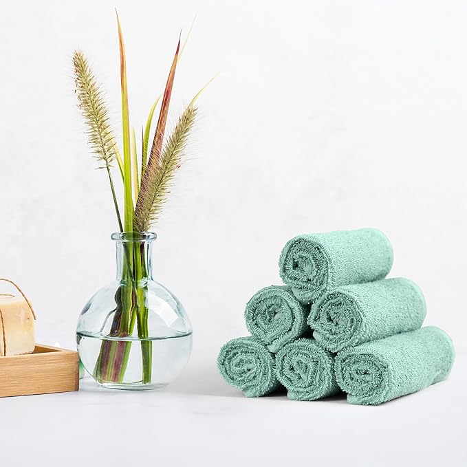 Amazon Basics Highly Absorbent, Fast Drying 100% Cotton Washcloths