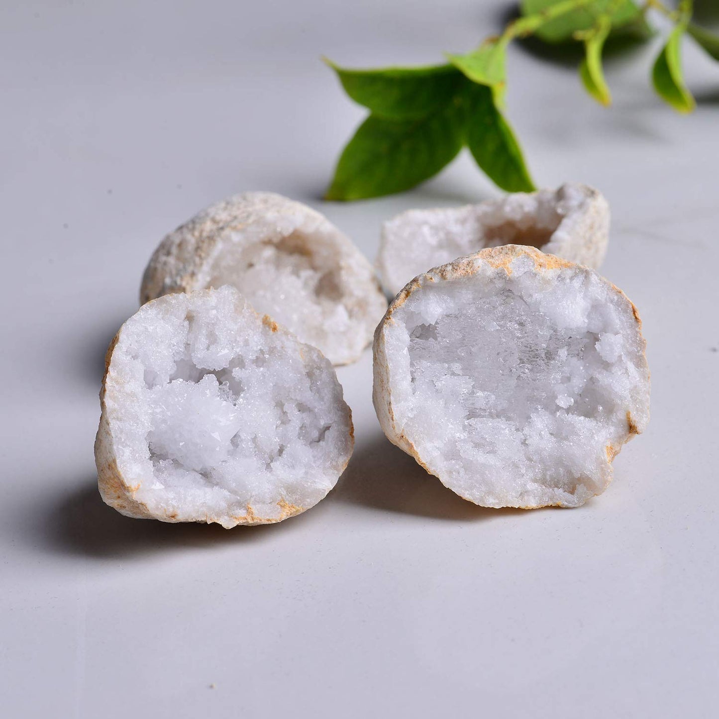 JIC Gem Natural Geodes Rock Healing Crystal Cluster Druzy Moroccan Quartz Geode Irregular Mineral Specimens 1.1-1.4 Lbs