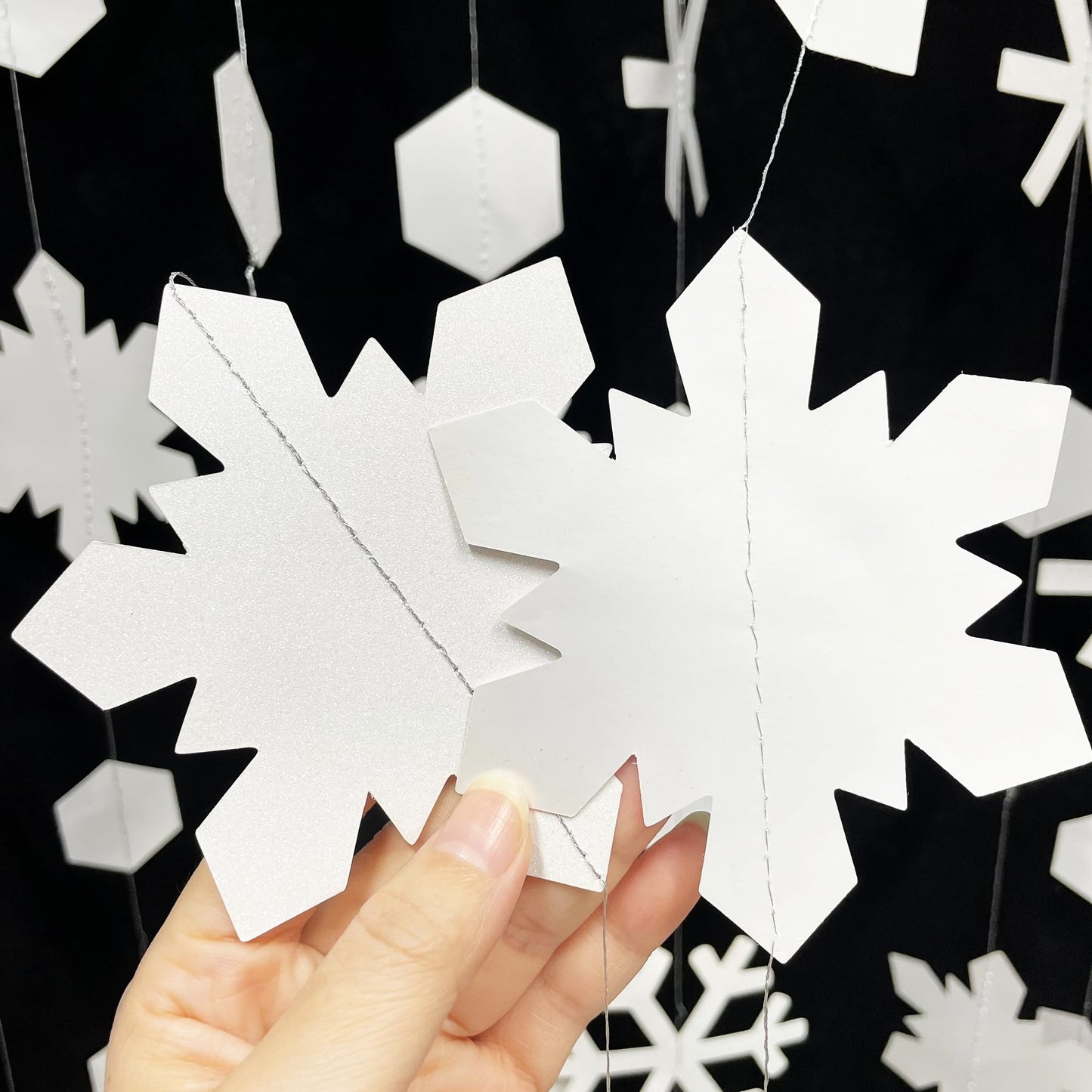 pinkblume 52Ft Winter Wonderland Party Decorations White Snowflake Garland Metallic Glitter Snowflakes Streamer for Winter Onderland Christmas Frozen Birthday Wedding Baby Bridal Shower Party Supplies