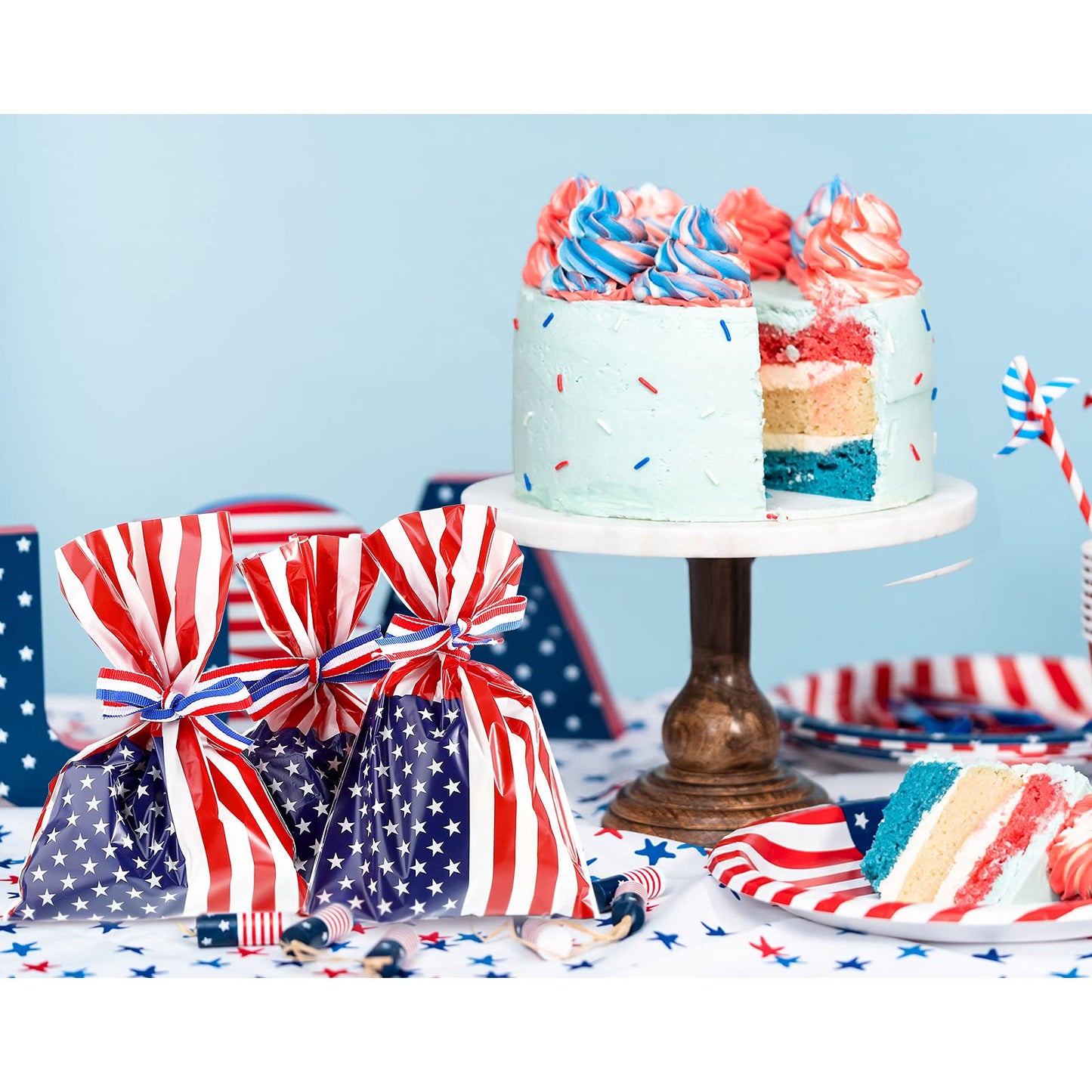 Tenare 100 Pcs Patriotic Gift Cellophane Bags Bulk 4th of July Plastic Red White Blue Flag Treat Goodie Bags 250th Anniversary Treat Goodie Candy Pouches with Ribbon for Independence Day Party Favors