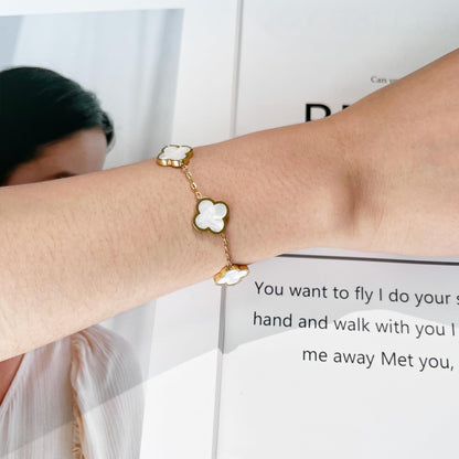 AIPPK 18K Gold Plated Clover Lucky Bracelet for Women White/Black/Red/Green Flower Four Leaf Link Bracelets Trendy Jewelry Gifts for Women (Purple)