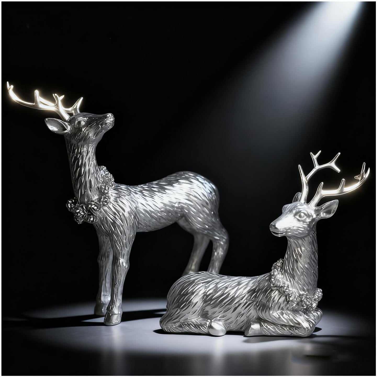 2 Pcs of Pine Cone Deer Resin Ornaments, Christmas Deer Ornament, Elk Ornament, Home Decor,Perfect, to Enhance The Festive Atmosphere (Silver)