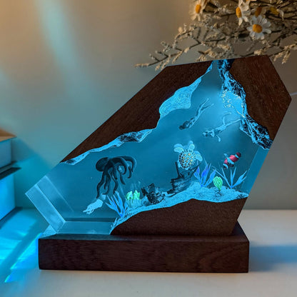 Octopus Ocean Resin Lamp - Handmade Resin Night Light with USB Port, Variable Lights, Octopus Gifts and Decor, Ocean Enthusiast Collectibles, Unique Birthday Gifts for Father Him Her (6"x4")