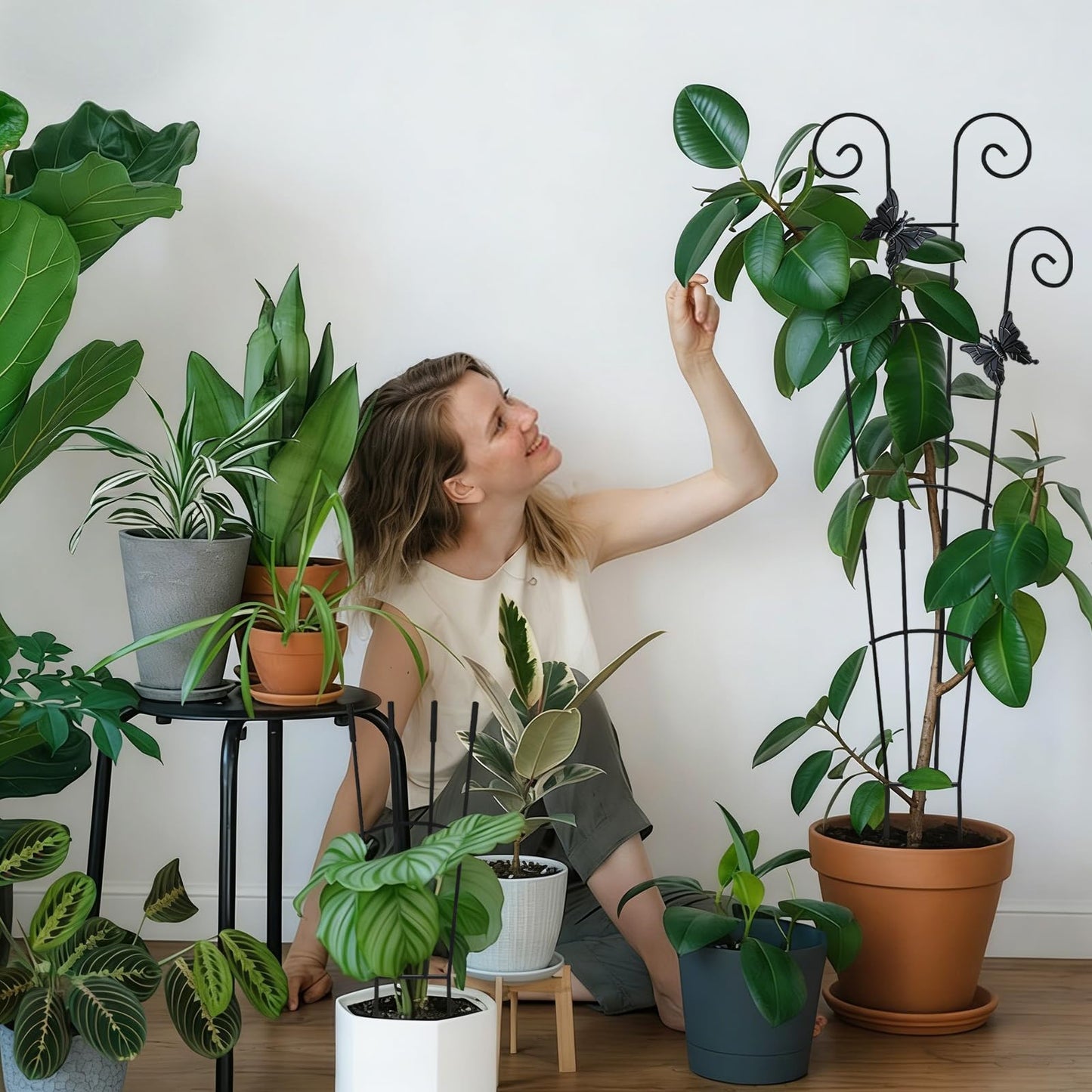 Trellis for Climbing Plants Indoor 4 Pack 30 Inch,Rustproof Metal Garden Trellis for Potted Plants,Sturdy Houseplant Support Indoor Outdoor for Ivy Pothos Monstera Hoya Flower Vine ﻿ ﻿ ﻿ ﻿