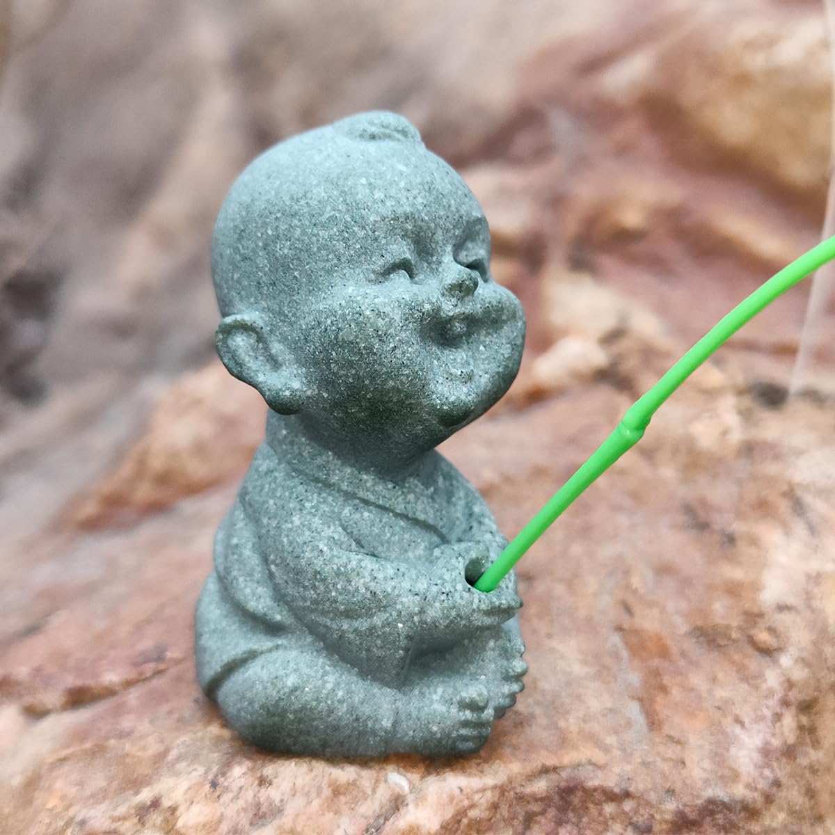 Aquarium Mini Fisherman Statue Japanese Little Fishing Figurines for Fairy Garden Aquarium Pond Bonsai Fish Tank Accessories Decor (A)