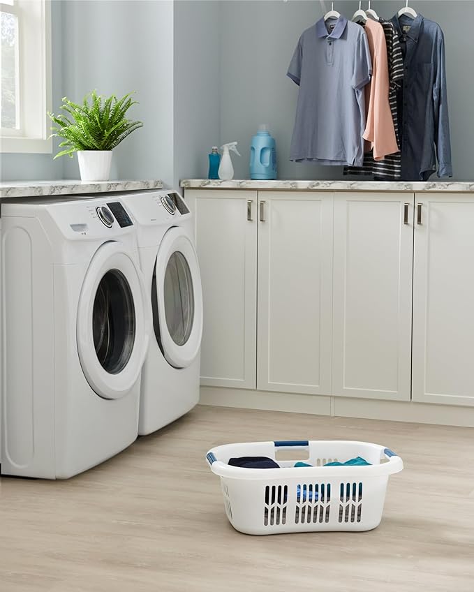 Rubbermaid Large Hip-Hugger Laundry Basket/Hamper, 1.5-Bushel, Stackable