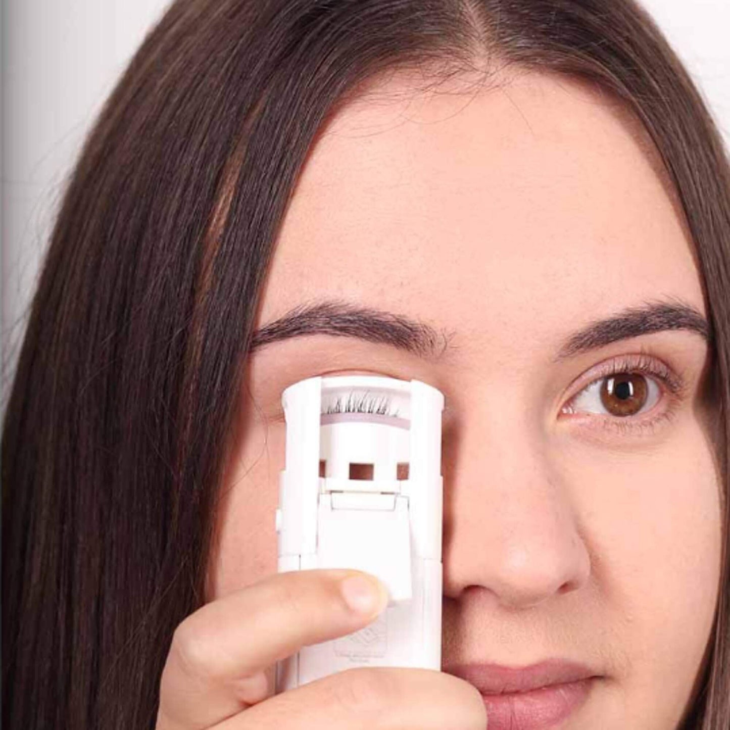 STYLPRO Hot Lash Heated Eyelash Curler - Effortless Lashes On-the-Go (Gentle Warmth, Includes Travel Case)