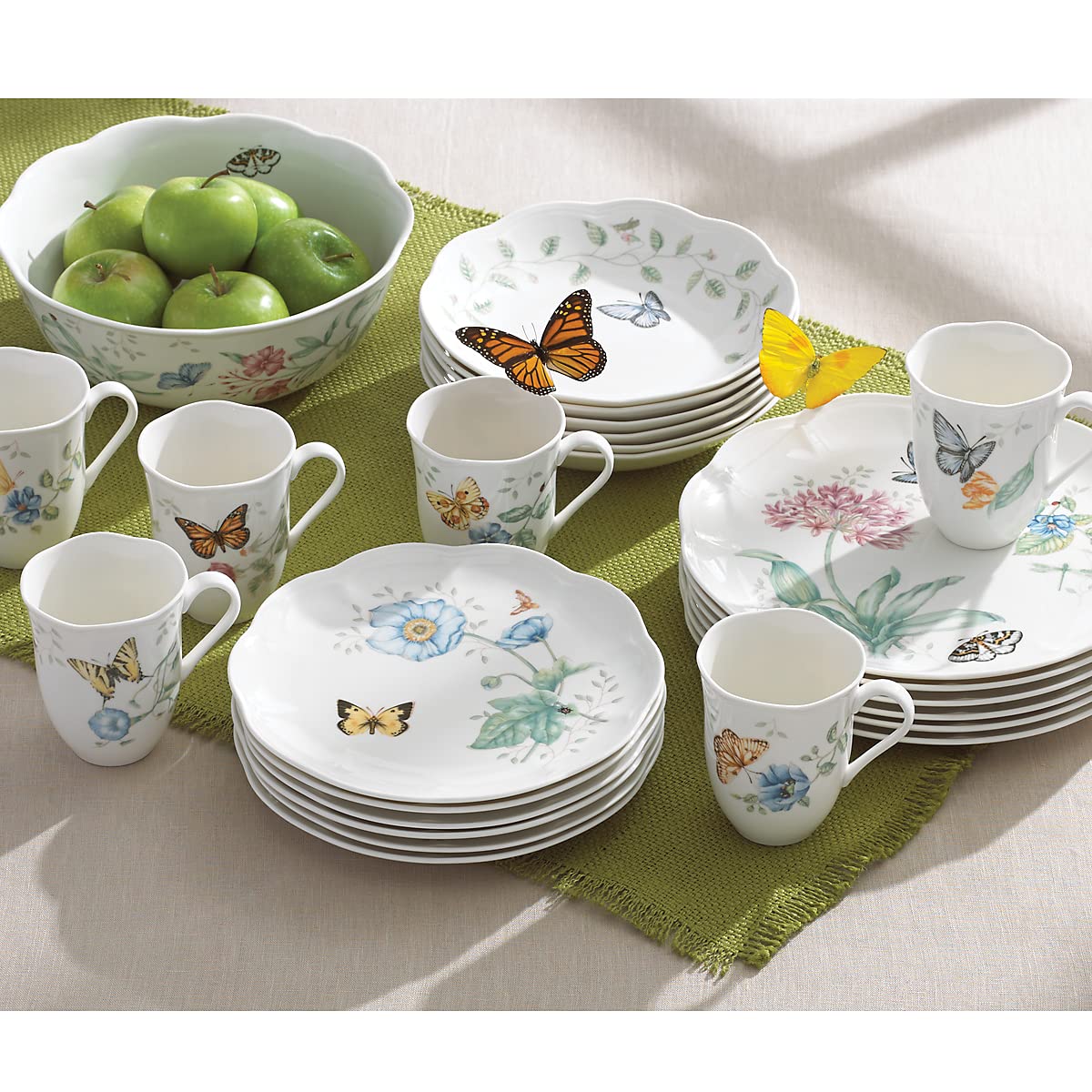 Lenox Dinnerware Set, Butterfly Meadow 18-Piece Set, Service For 6, White Porcelain, Butterfly And Flower Designs, Plates And Bowls Sets, Dishwasher Safe, Home & Kitchen (Assorted, 18 Pieces)