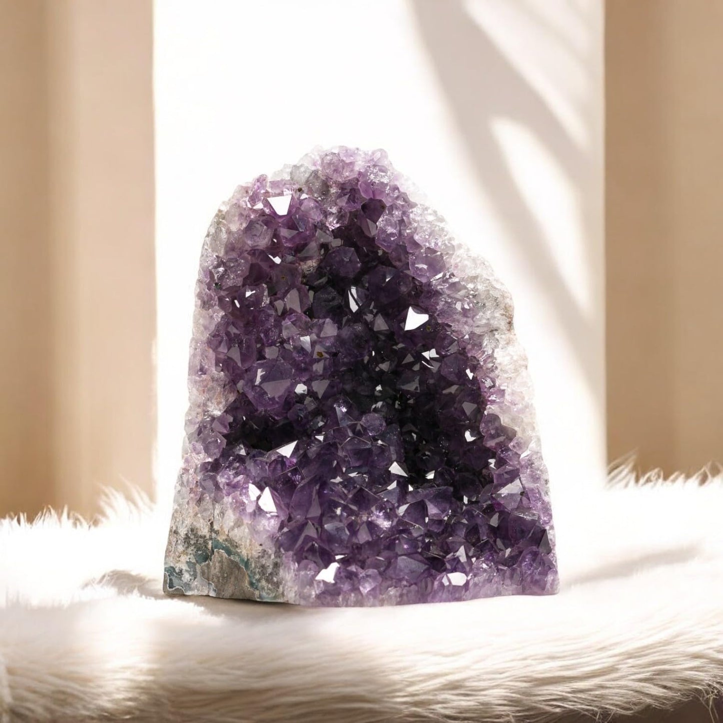 SAMSARI 1 to 1.5 Lb Amethyst Crystal Geode From Uruguay – 3.5" to 6" Height, Natural Large Amethyst Cluster Rock – Crystals and Healing Stones