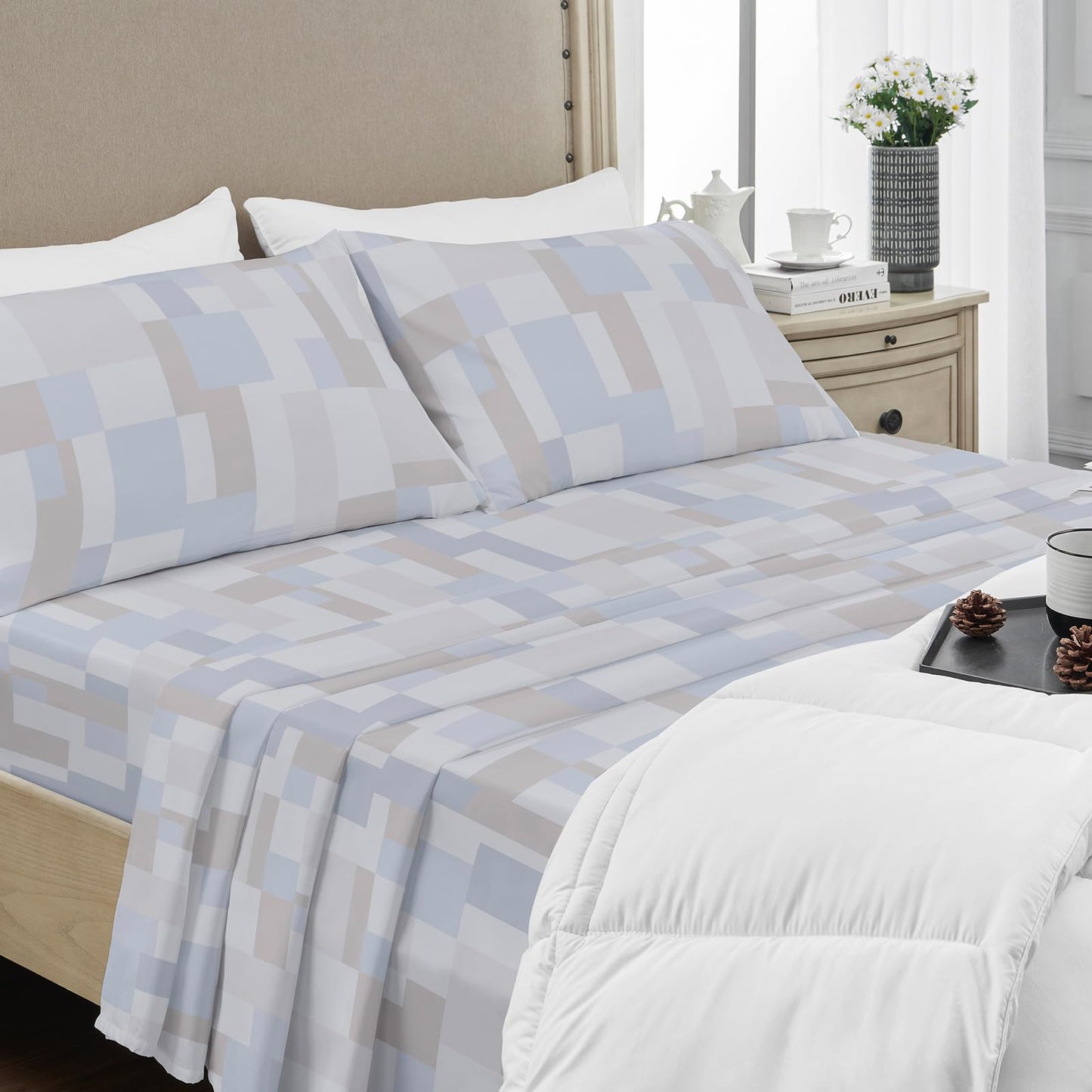 YIYEA Queen Sheet Set, Premium Double Brushed Microfiber Bed Sheet Set for All Season, Soft Breathable, 16" Deep Pocket, Shrinkage and Fade Resistant, 4PC, Queen