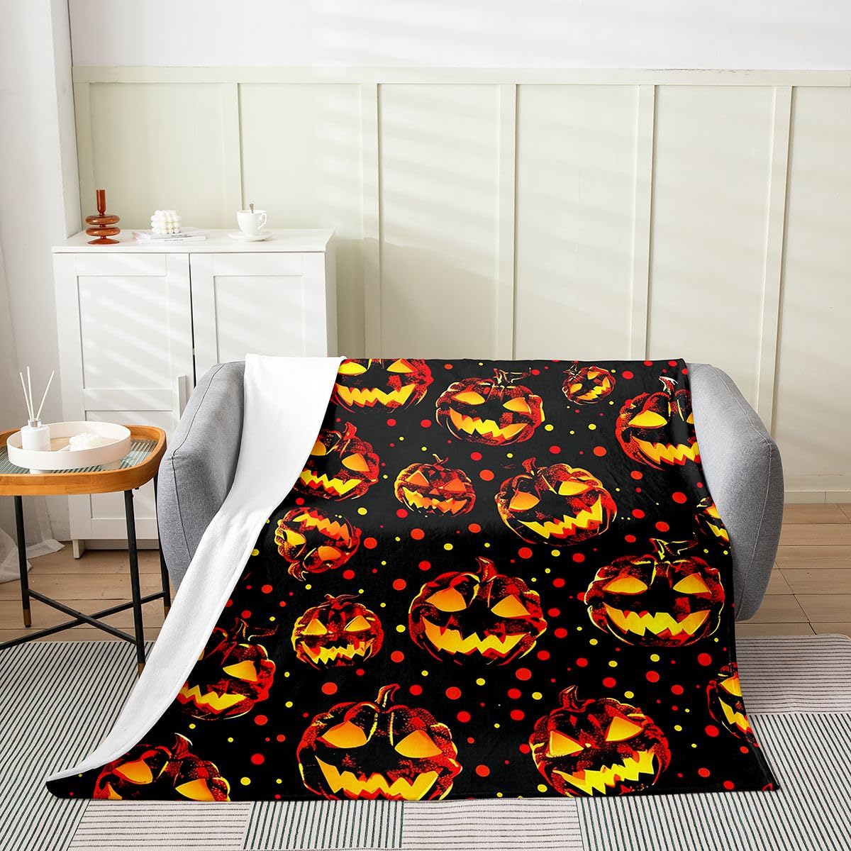 Feelyou Spooky Pumpkin Flannel Blanket Plush Fuzzy Halloween Themed Fleece Throw Blanket for Boys Girls Trick or Treat Plush Lightweight Sofa Throw Throw 50"x60" for Bed Couch Chair Living Room