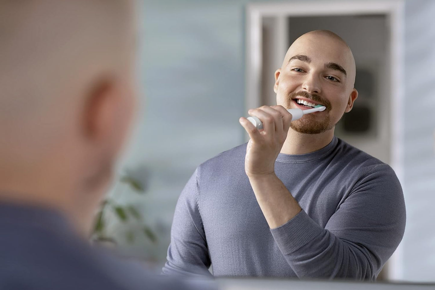 PHILIPS Sonicare 1100 Power Toothbrush, Rechargeable Electric Toothbrush, White Grey HX3641/02