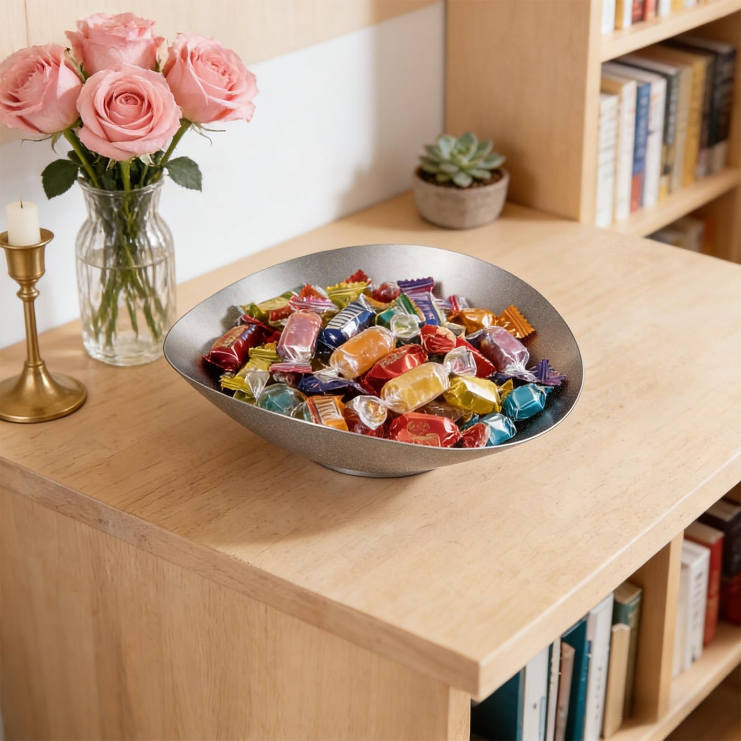 Candy Bowl, Candy Dish for Office Desk, 8.2" x 7.7" x 2.2" Stainless Steel Irregular Retro Candy Bowls Decorative, Candy Bowl for Office, Silver Metal Candy Dishes, Key Bowl For Entryway Table