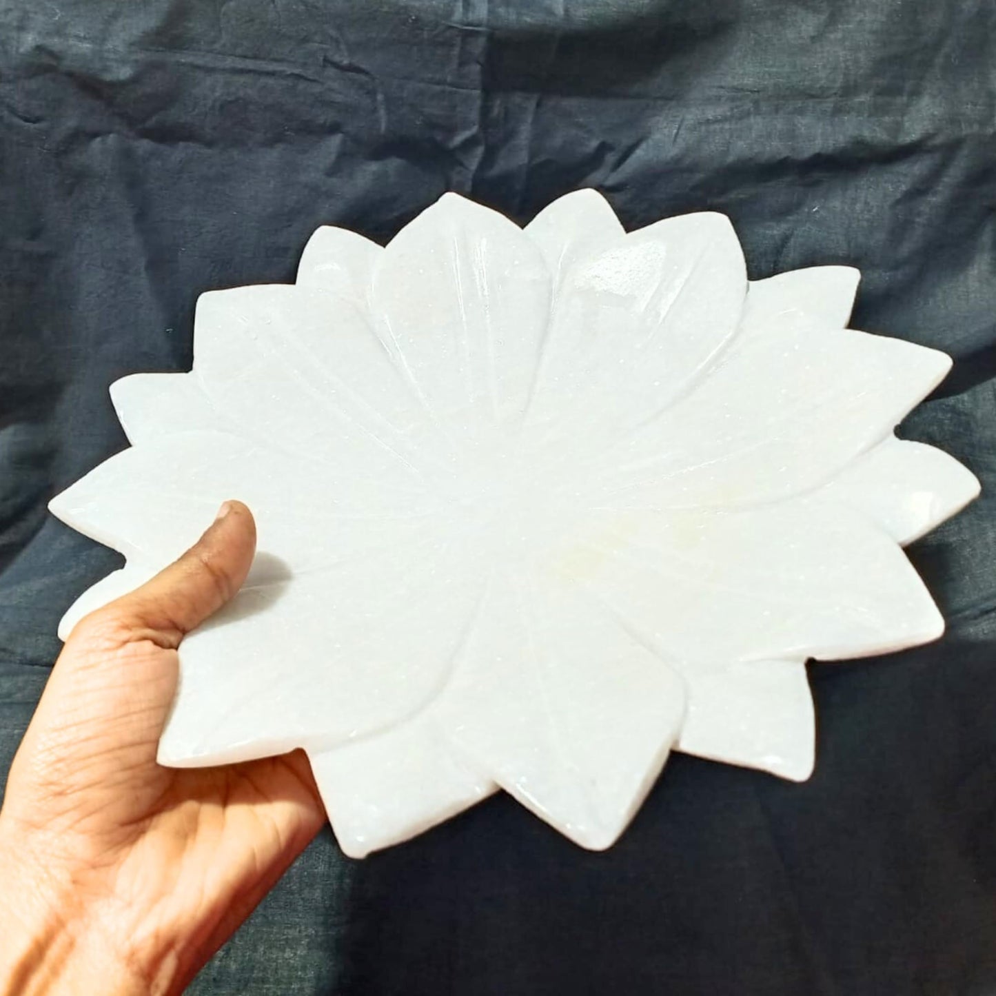 Marble Ruffle Bowl 6 Inch – Handcrafted White Marble Decorative Bowl | Elegant Curved Edge Stone Bowl for Office Desk, Dining Table, Jewelry, Keys & Fruit | Housewarming & Wedding Gift Home Decor