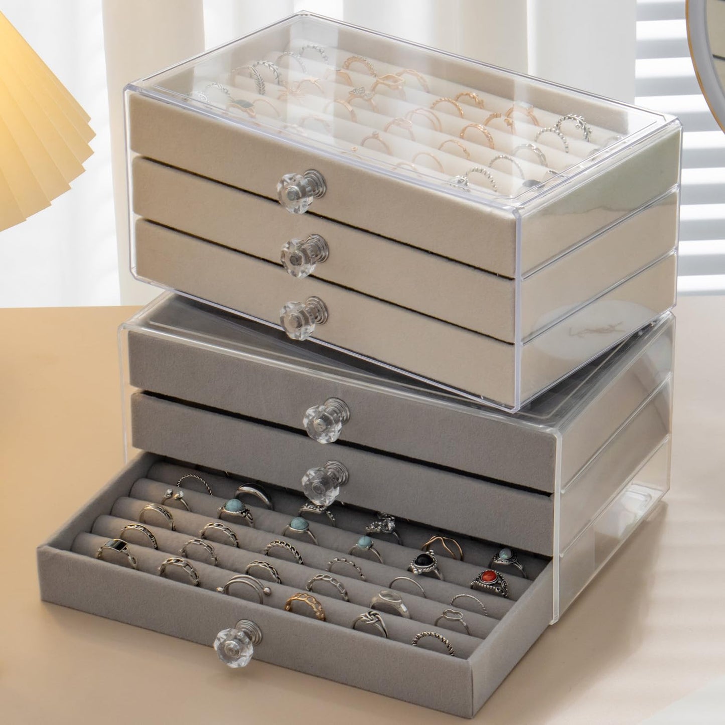 SPAKOWN Ring Box Display Holder, Clear Velvet Jewelry Storage Tray Organizer for Ring Stud Earring (Grey - 3 Drawers)