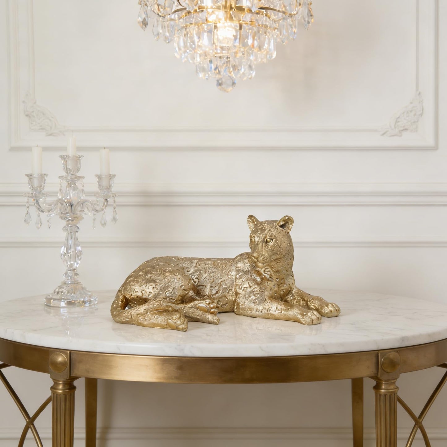 Guichifun Leopard Statue Home Decor Accents - Champagne Gold Cheetah Figurines for Shelf Bookshelf TV Stand Decor Bedroom Office Decorations Ideal Gift for Animal Lovers 12 x 6.8 x 5.2 Inch