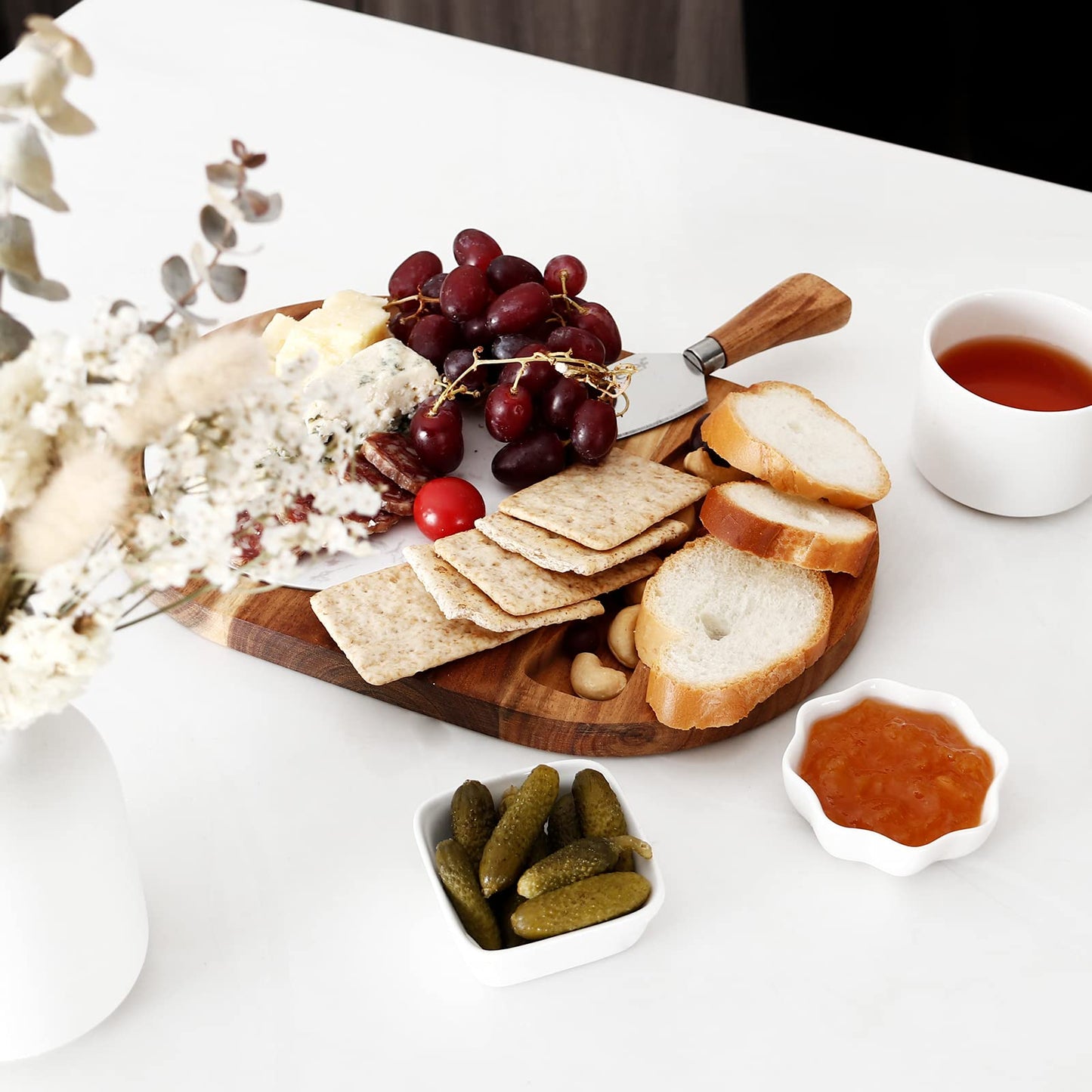hecef Oval Wooden Cheese Board Set, Acacia Wood Cheese Serving Board with White Marble & Cheese Knife, Cheese Serving Tray for Cheese, Cake, Appetizers