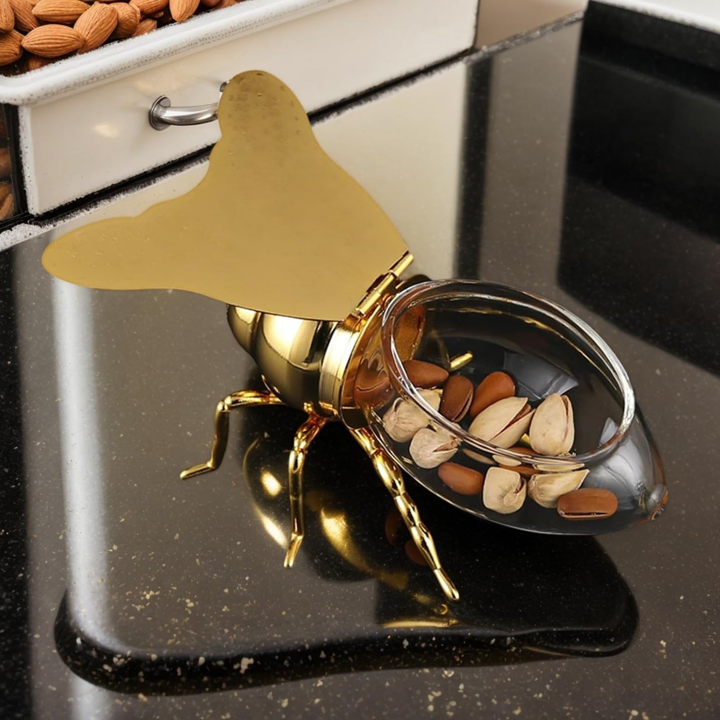 Decorative Bee Shaped Honey Jar with Spoon, 5 oz Honey Pot Syrup Dispenser Condiment Container with Lid & Dipper for Kitchen Home Bee Themed Serverware