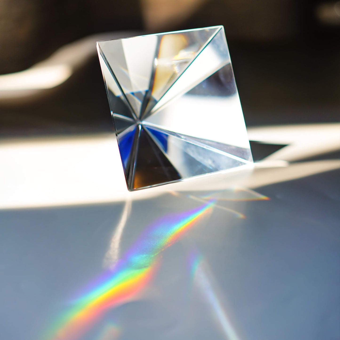 H&D HYALINE & DORA 4.3" H Large Clear Crystal Pyramid Paperweight with Gift Box for Prosperity