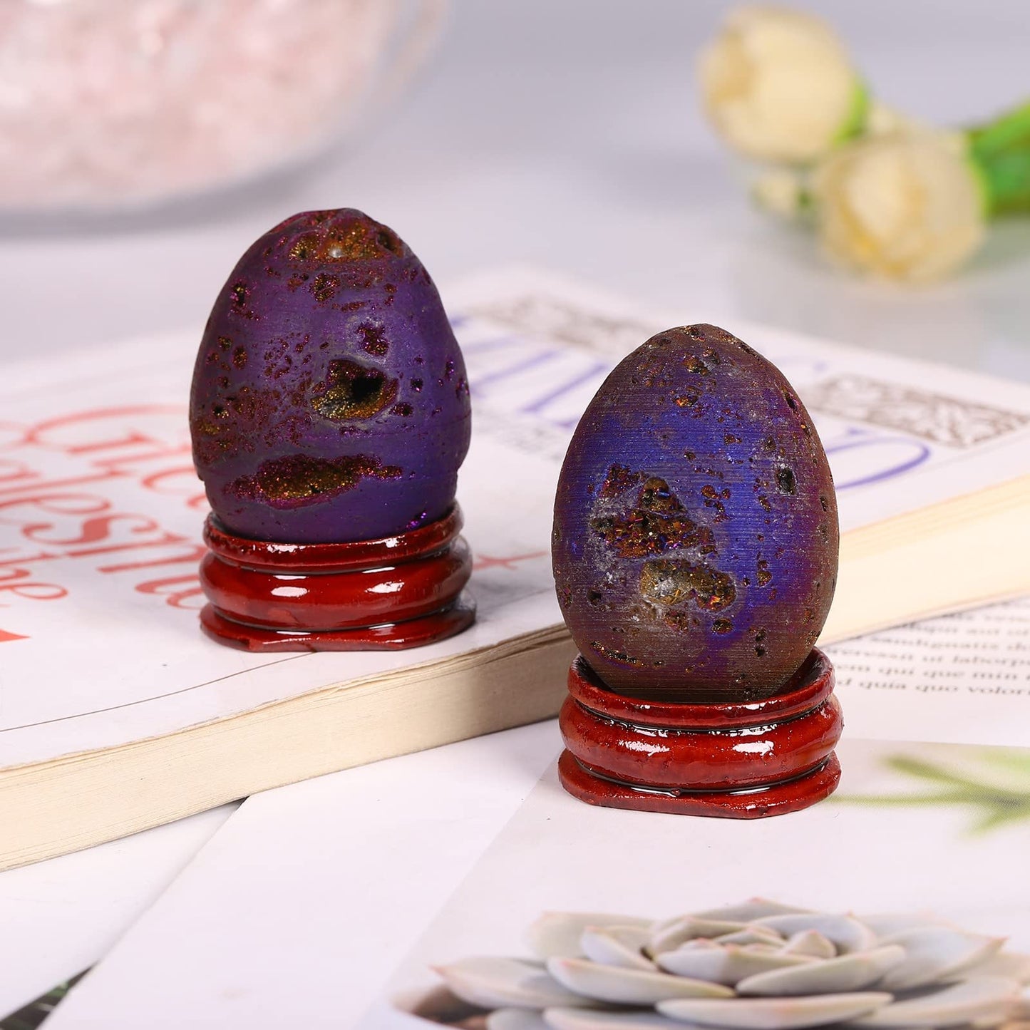 Cheungshing Titanium Coated Crystal Stone Egg Figurines with Wooden Base, Angel Aura Quartz Crystal Druzy Agate Geode Specimen, Gold-Purple