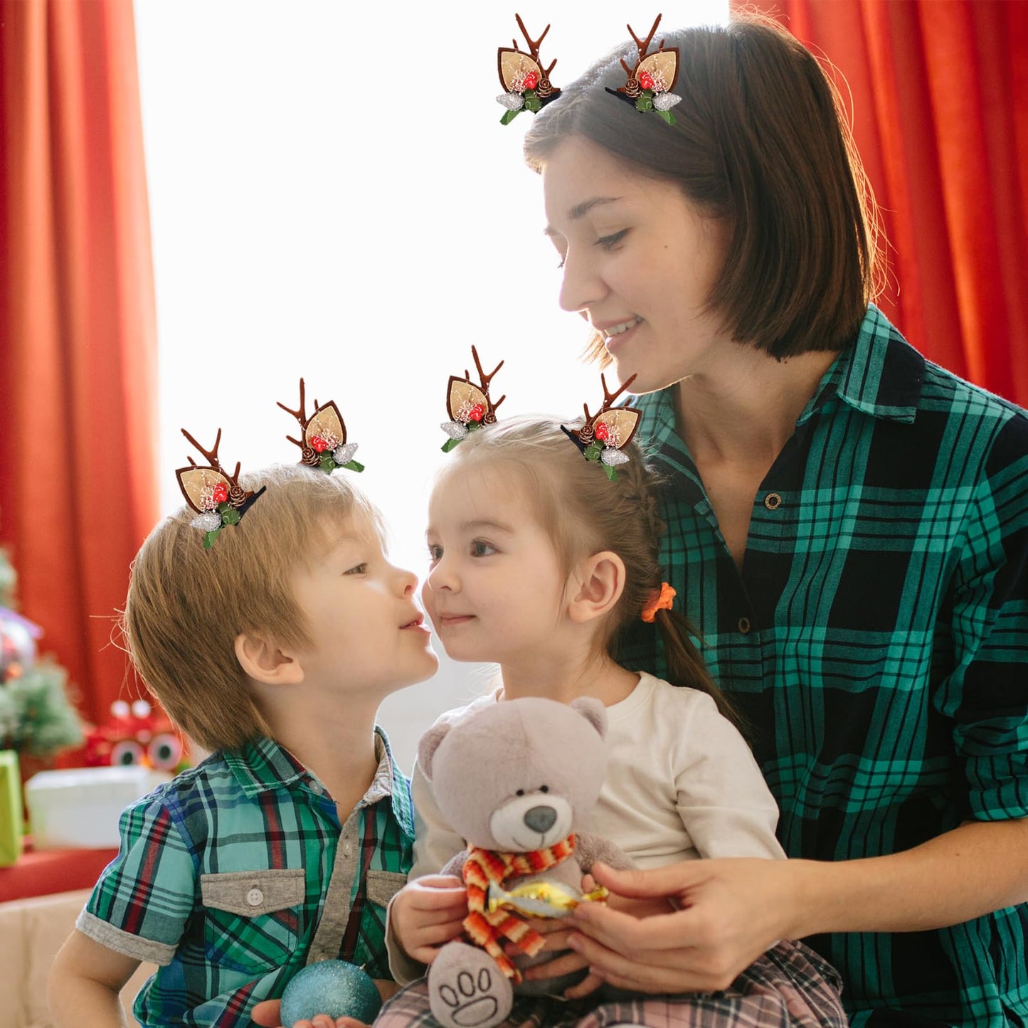 LATEEFAH Christmas Deer Reindeer Antlers Headband Cute Deer Ears Reindeer Hair Clips Beauty Headdresses Pine Cone Hair Accessories for Women