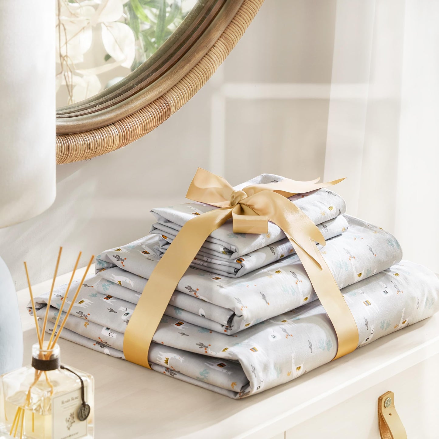 Comfort Spaces 100% Cotton Sheet Set Breathable, Lightweight, Soft with 12" Elastic Pocket Fits up to 14" Mattress, All Season Cozy Bedding, Matching Pillow Case, Twin Lama Multi 3 Piece