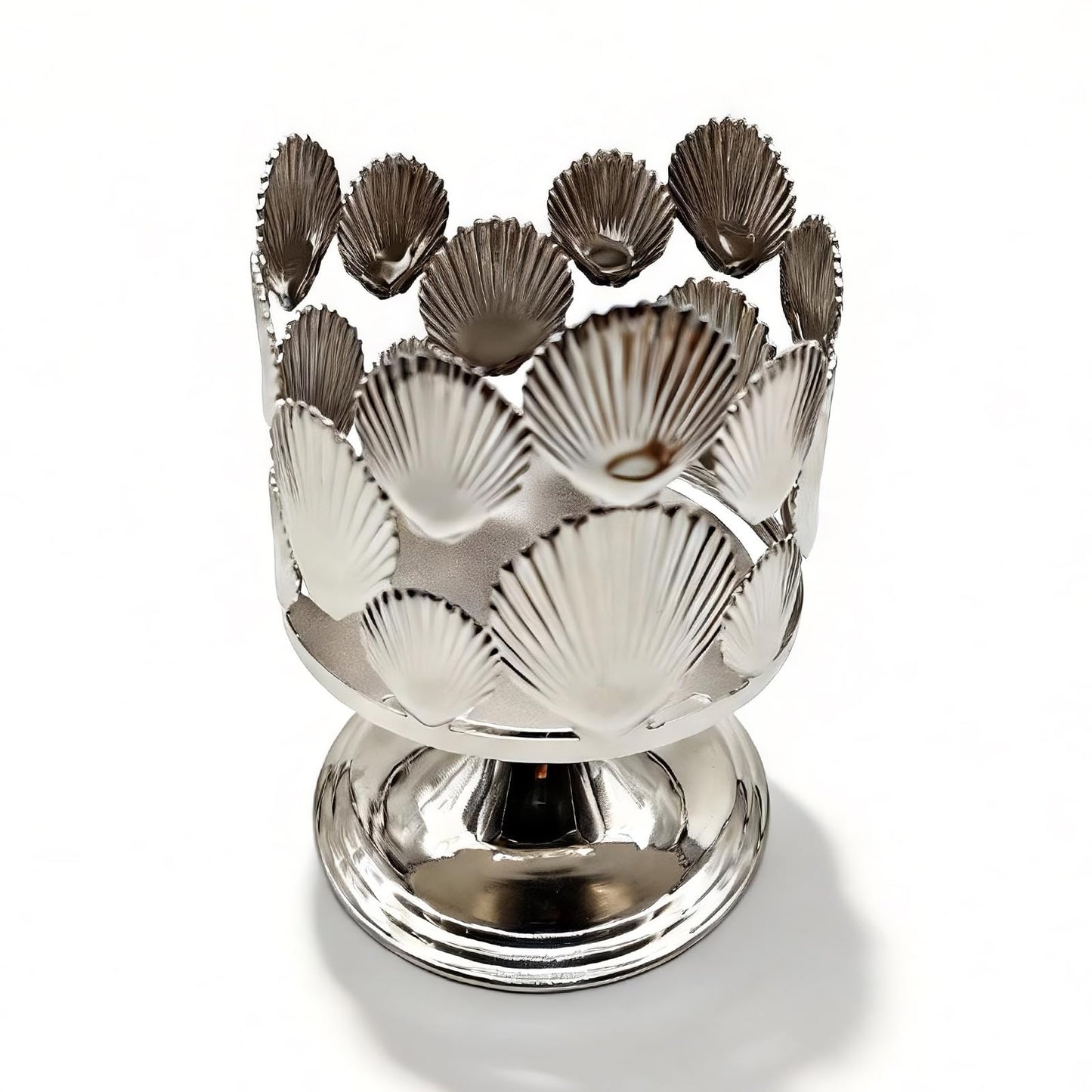 Silver Shell Pattern 3 Wick Candle Holder, Fits 4 Inch Diameter Jar Candles, 4.3" D x 5.9" H Decorative Candle Stand for Home, Living Room, Bedroom, Office & Gifting