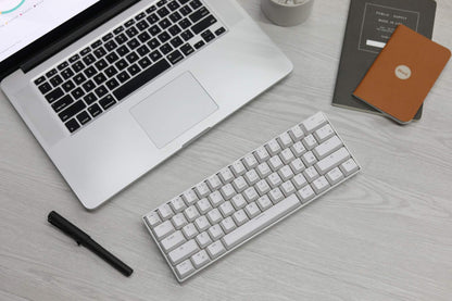 RK ROYAL KLUDGE RK61 Wireless 60% Triple Mode BT5.0/2.4G/USB-C Wired Mechanical Gaming Keyboard, Compact 61 Keys Bluetooth Mechanical Keyboard with Software (Hot Swappable Blue Switch, White)