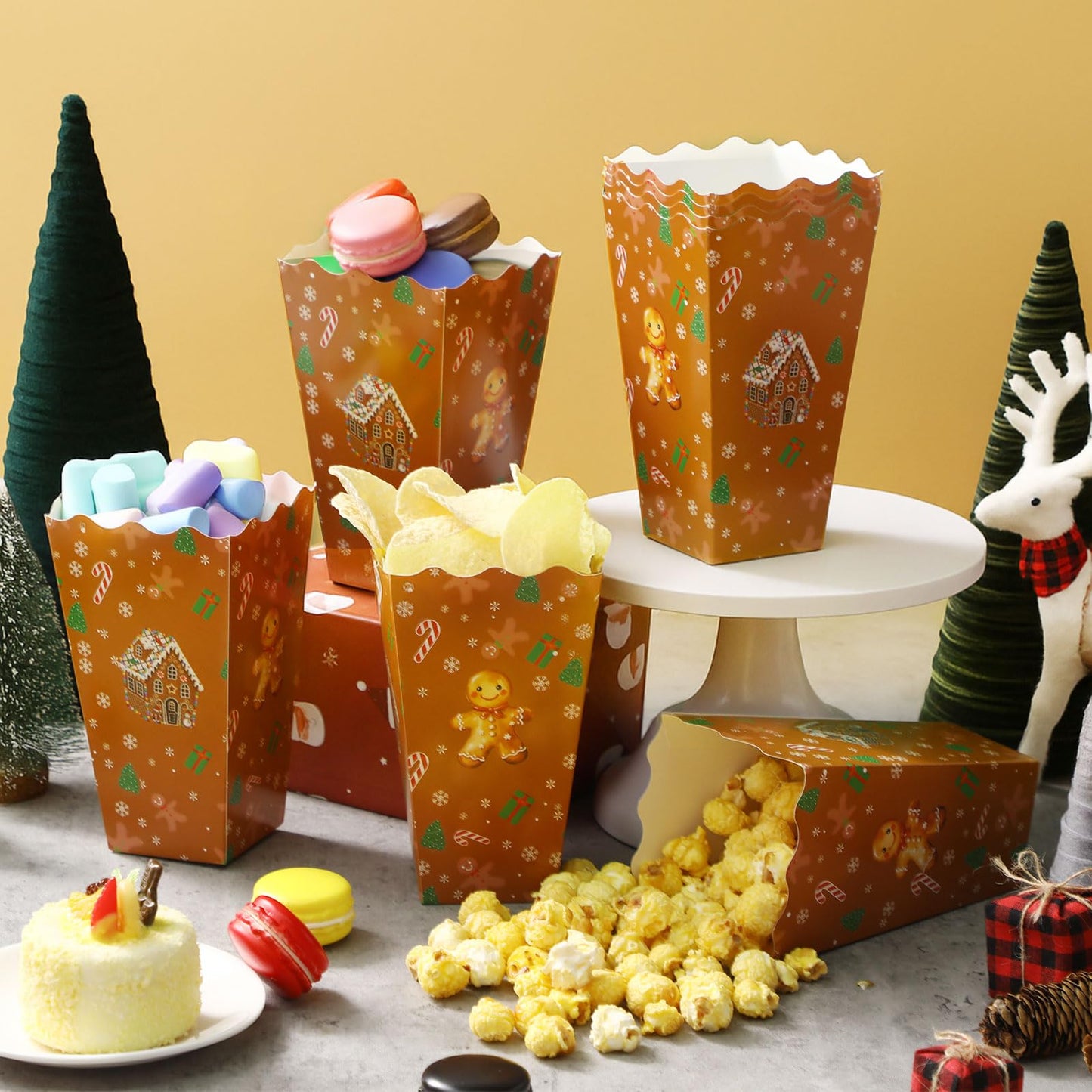 Faccito 50 Pcs Christmas Popcorn Boxes Brown Gingerbread Christmas Movie Popcorn Boxes Paper Snow House Buckets Snack Containers Holiday Case for Xmas Party Gingerbread House Party Favors Supplies