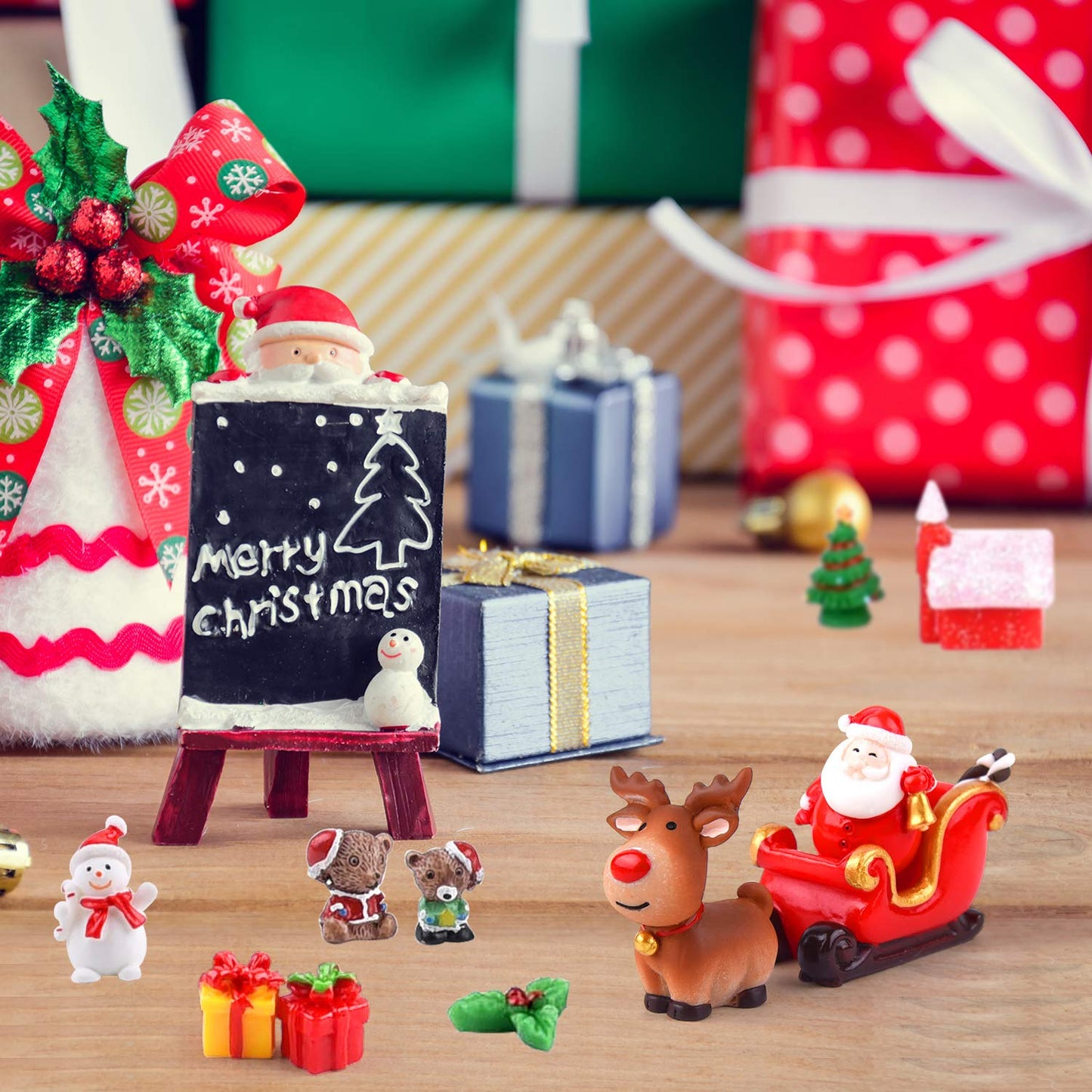 MIAHART 40pc Miniature Christmas Ornaments - Mini Resin Micro Landscape Ornaments with Trees, Santa, Snowman, Wreath, Bells for Christmas Party Supplies, Fairy Garden Accessories