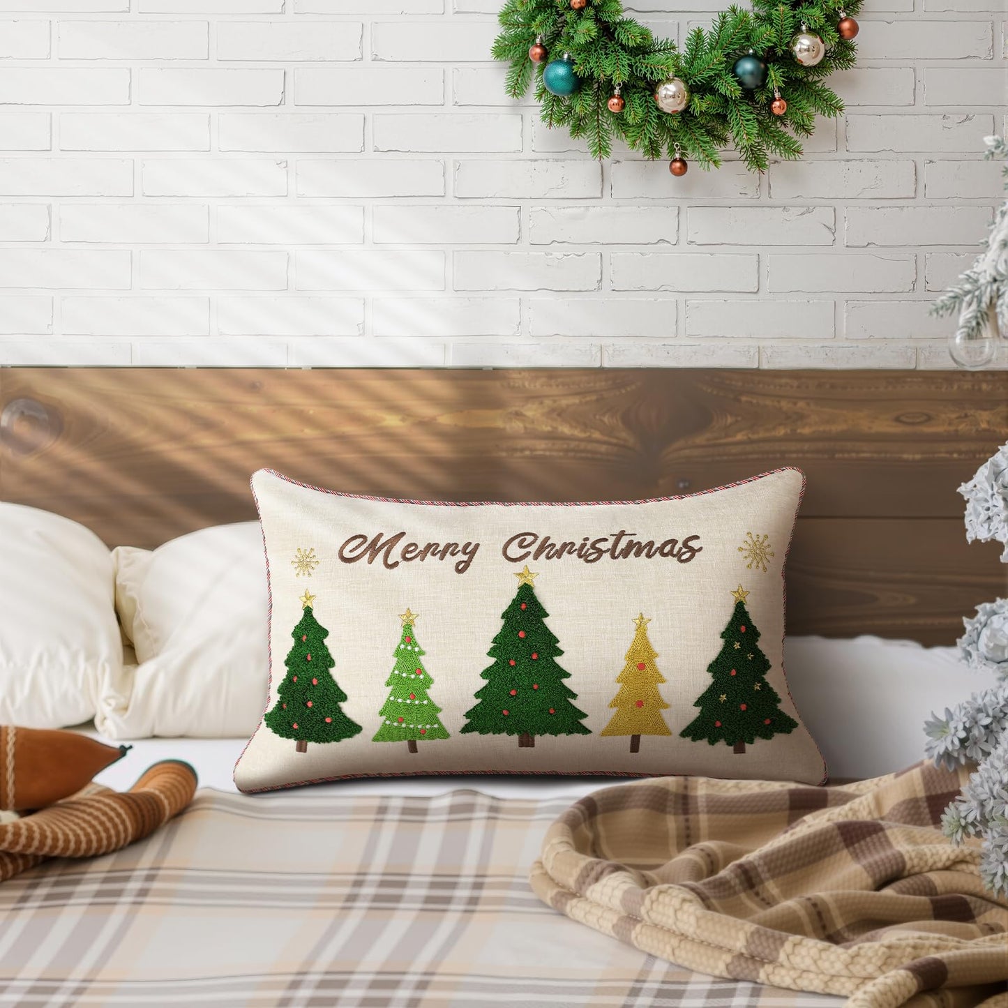 Lewondr 12x20 Inch Christmas Throw Pillow Cover, Christmas Decorative Pillow Case with Embroidered Xmas Tree, Throw Pillowcase Cushion Cover Xmas Decor for Bed Home Decor Living Room (1PCS)