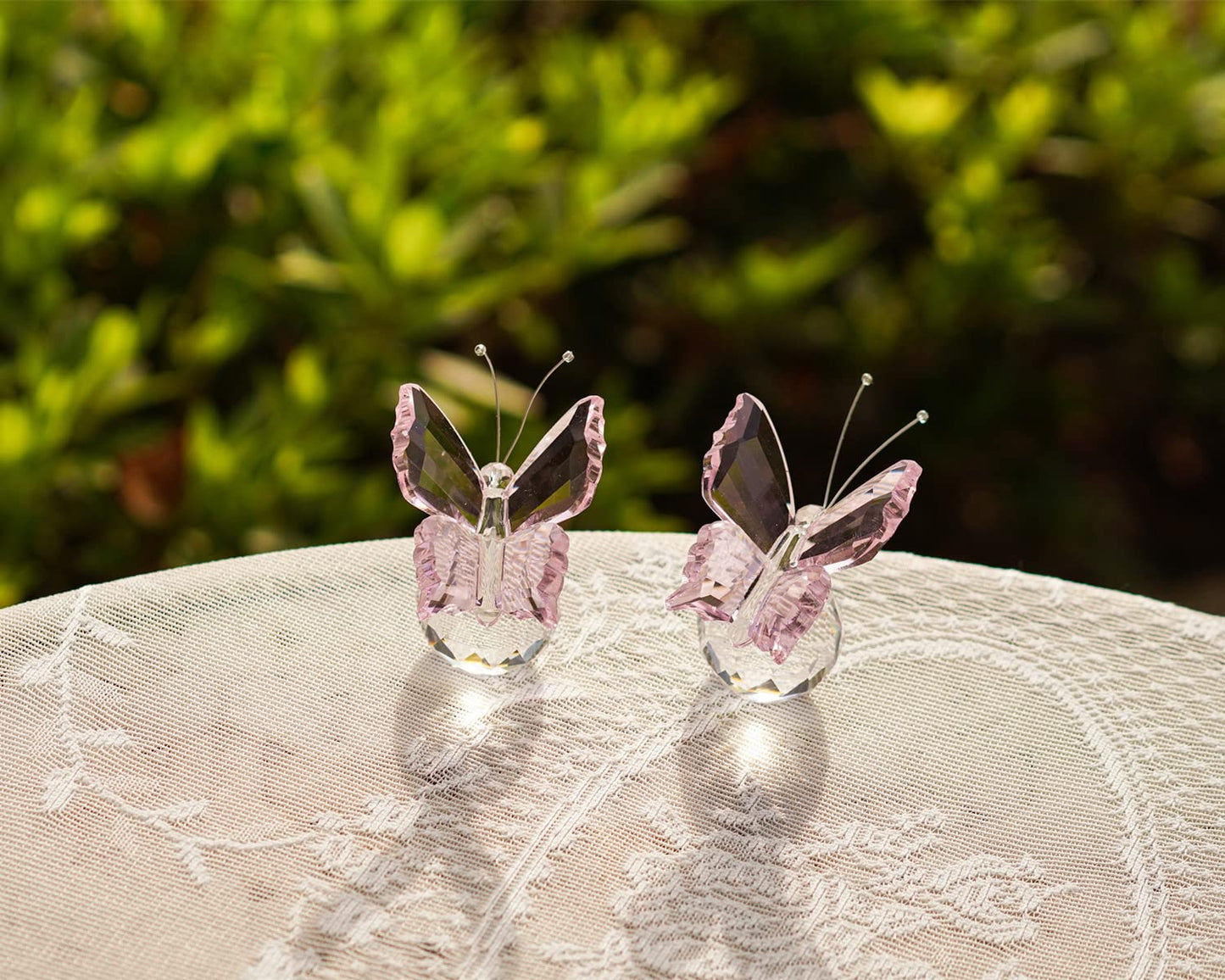 kanpura 2 Pcs Crystal Butterfly Figurines with Clear Glass Ball Base,Glass Butterfly Statues, Crystal Animal Figurines for Home Decor, for Women(Pink)